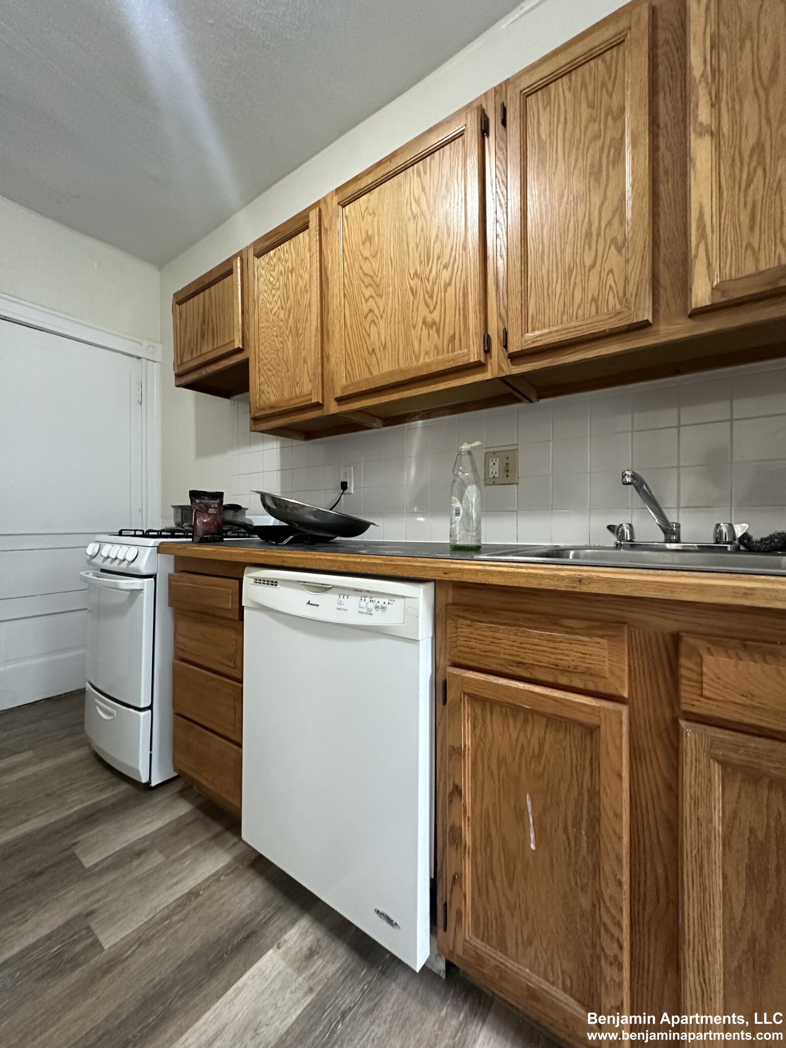 19 Mount Hood Rd, Brighton