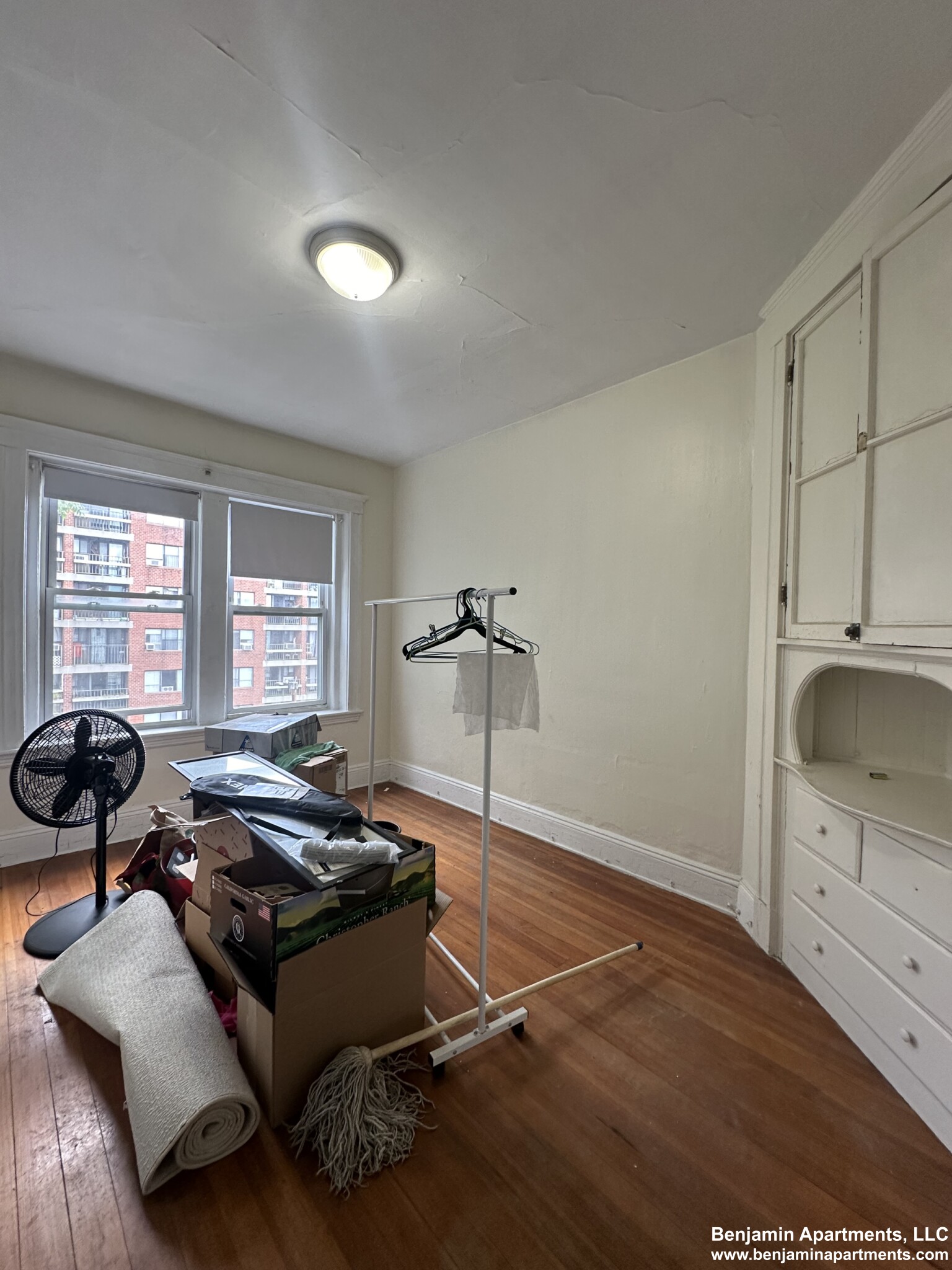 19 Mount Hood Rd, Brighton