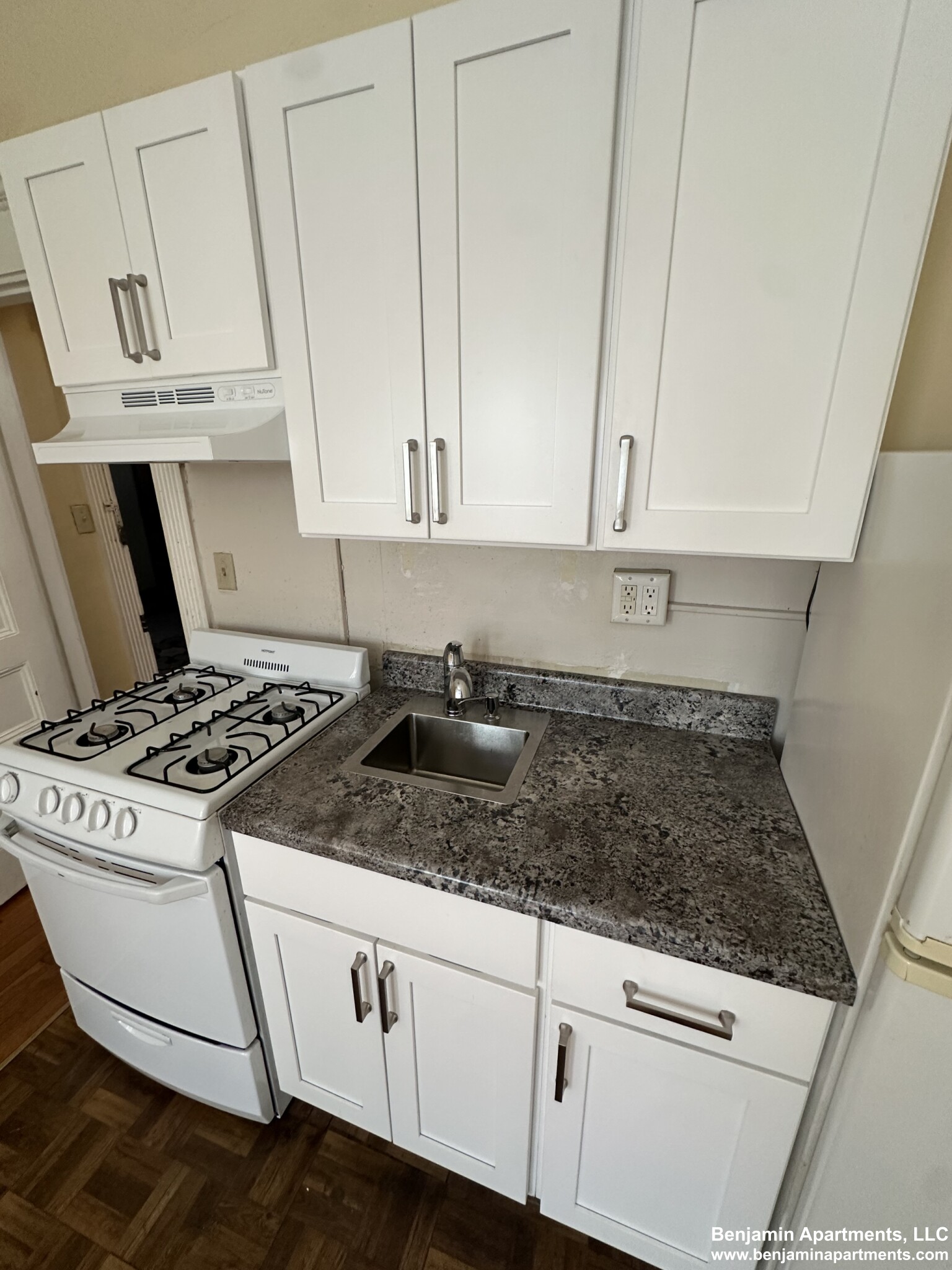 8 Garrison St, Back Bay