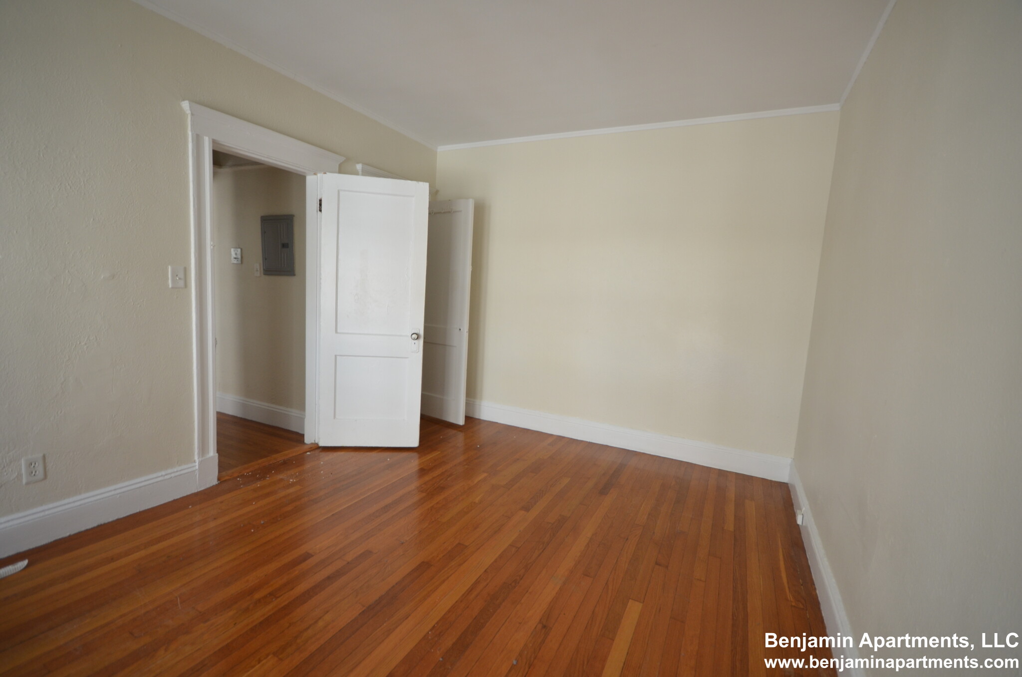 1171 Boylston St, Fenway