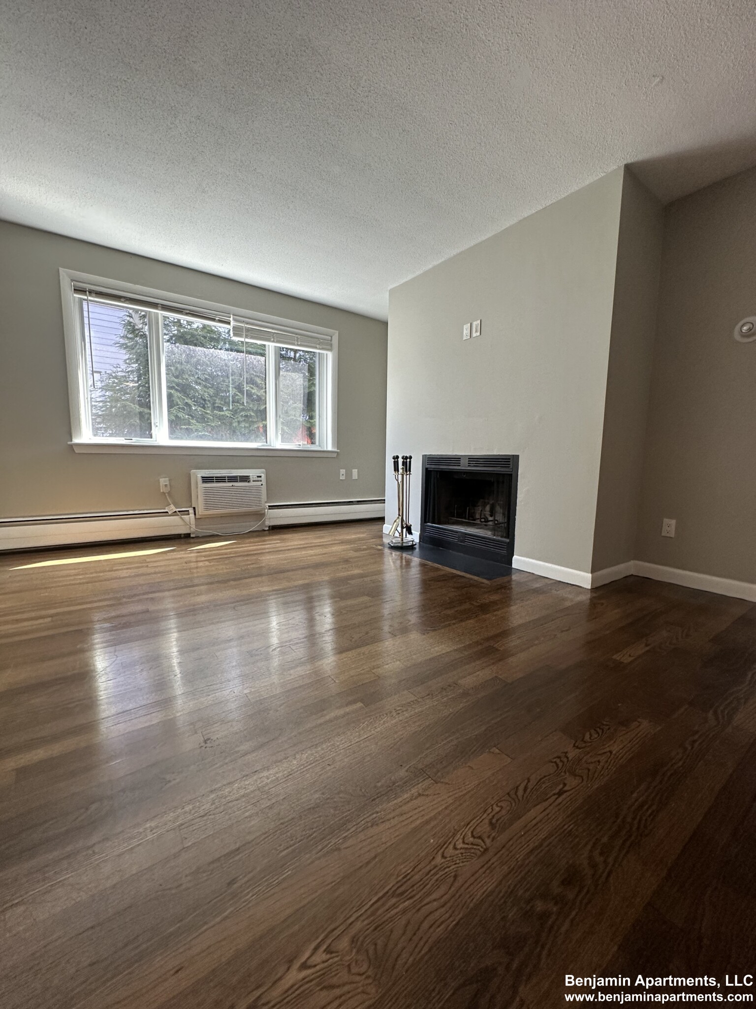 50 Evergreen St, Jamaica Plain