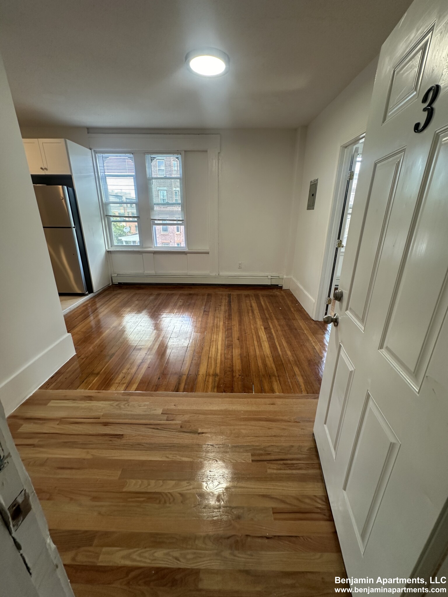 7 Greenville St, Roxbury