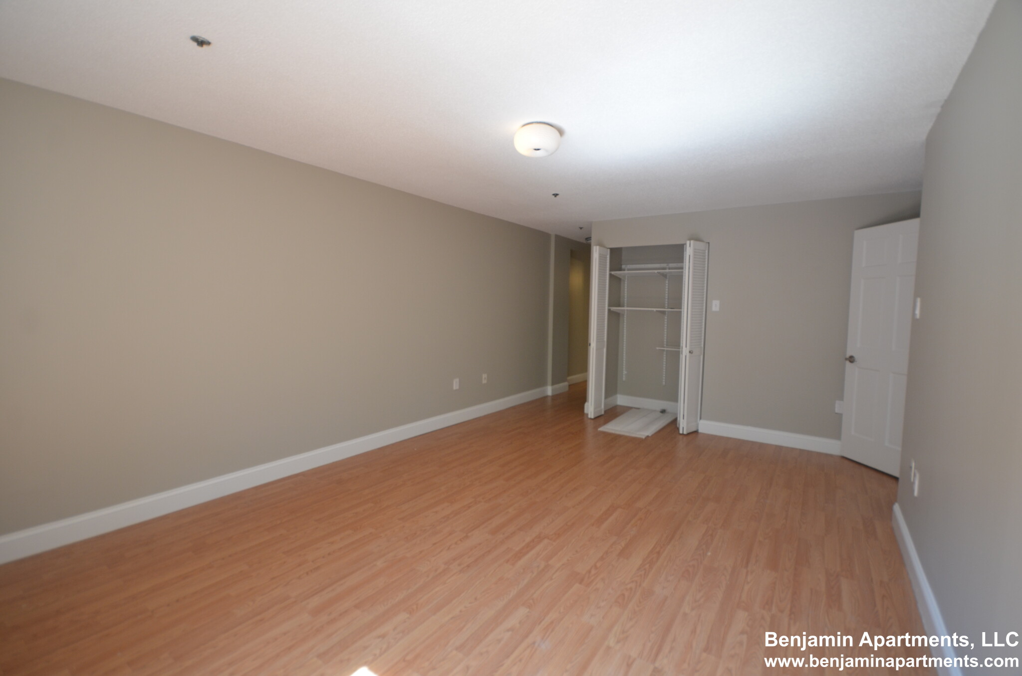 1111 Beacon St, Longwood