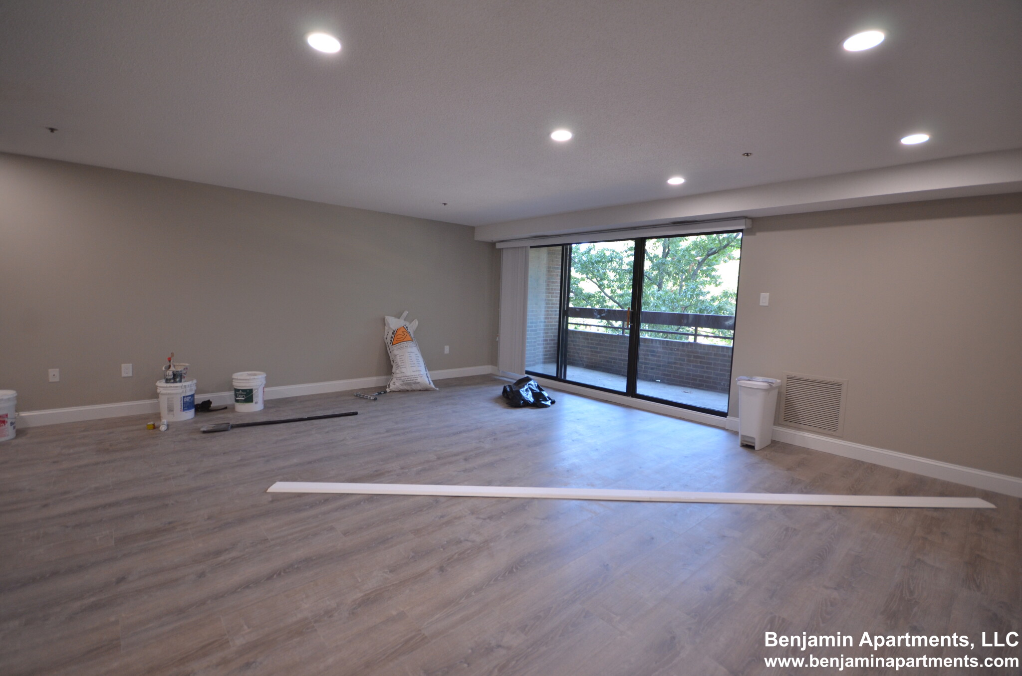 1111 Beacon St, Longwood