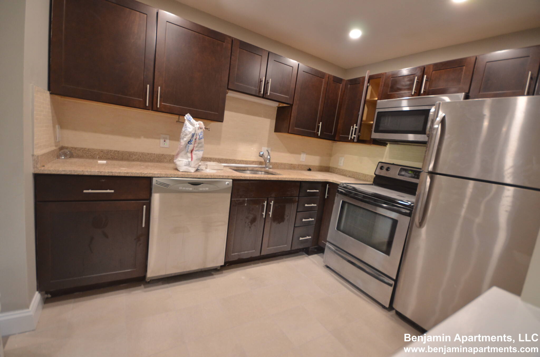 1111 Beacon St, Longwood