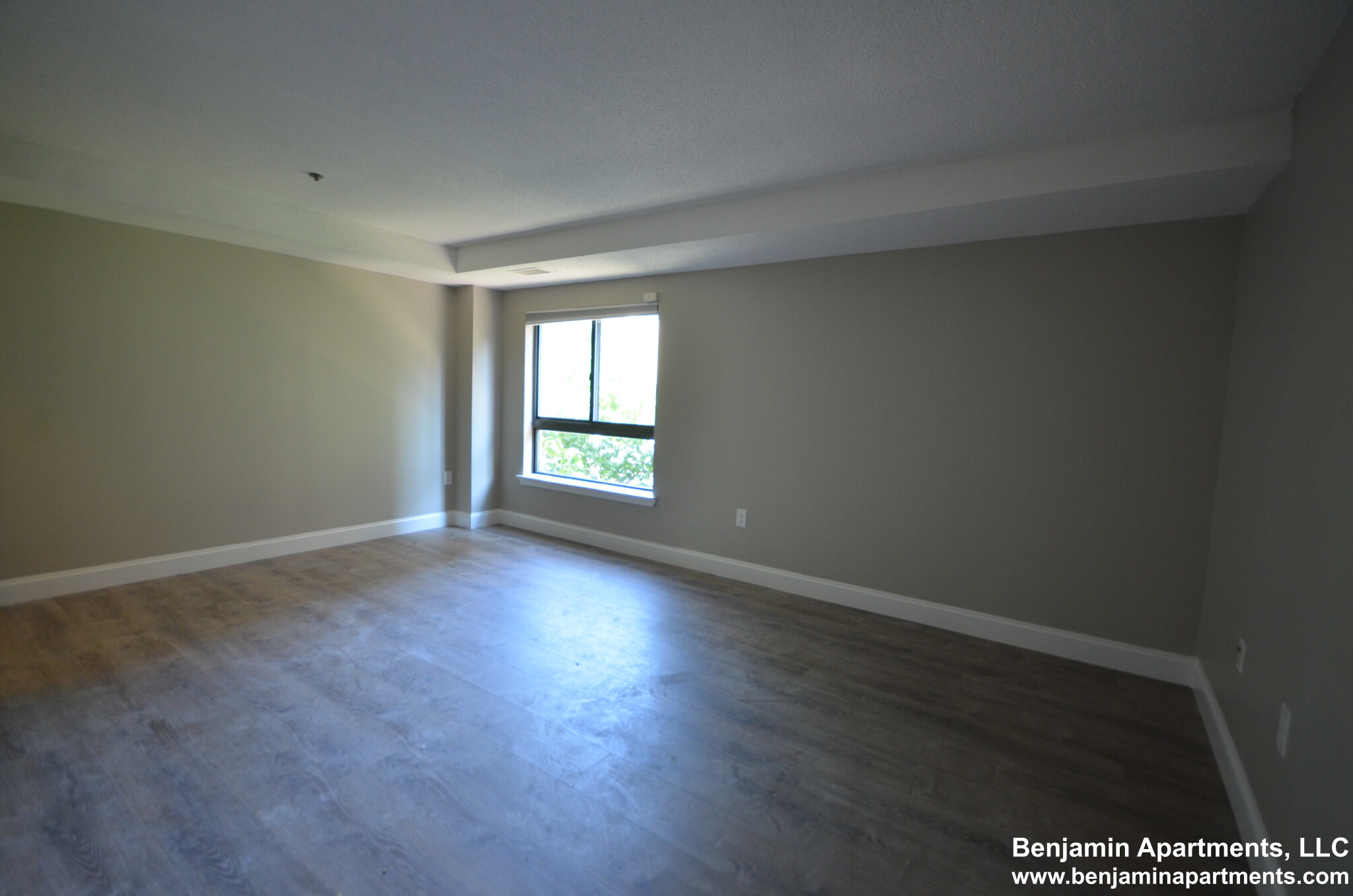 1111 Beacon St, Longwood