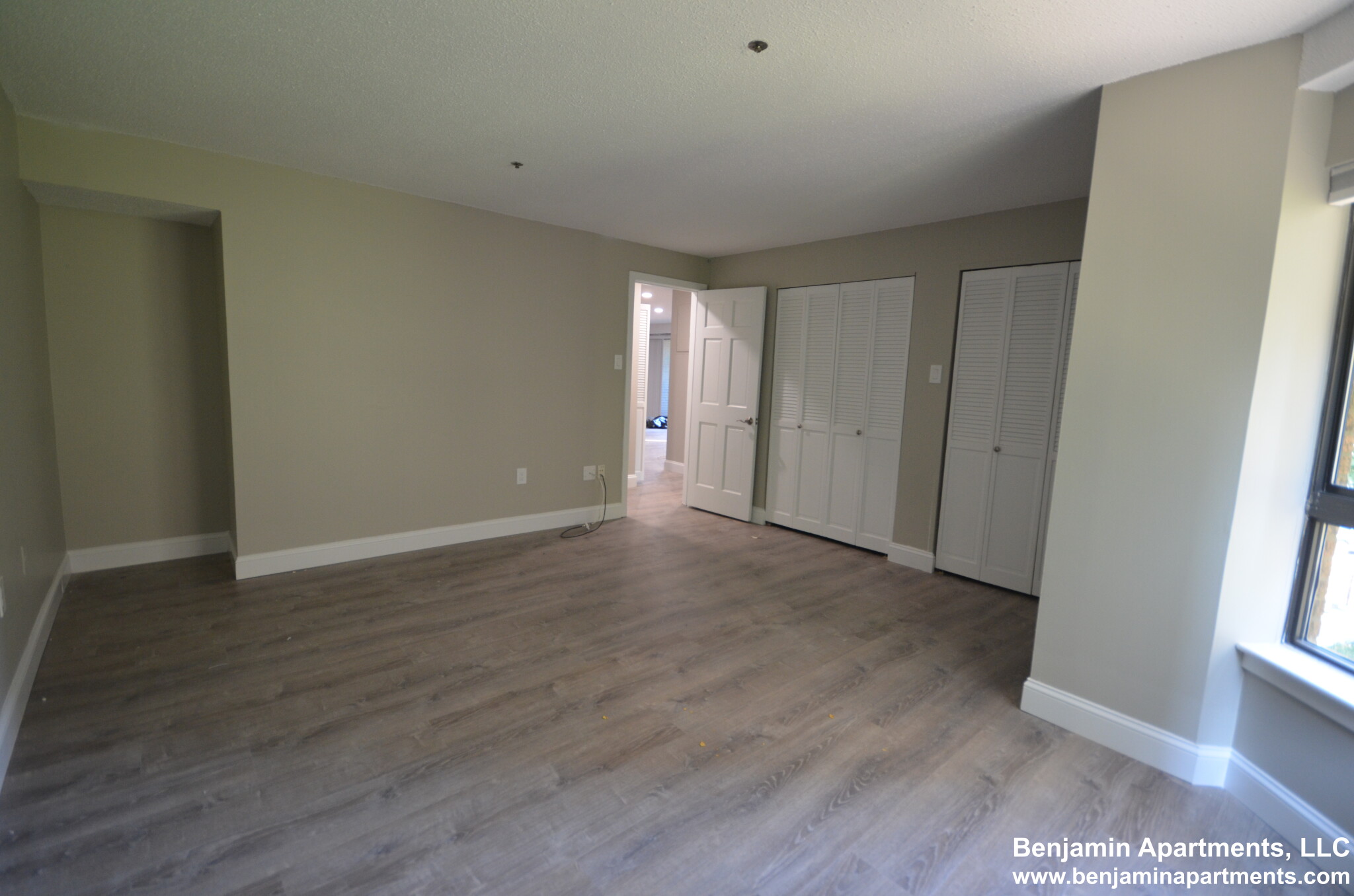 1111 Beacon St, Longwood