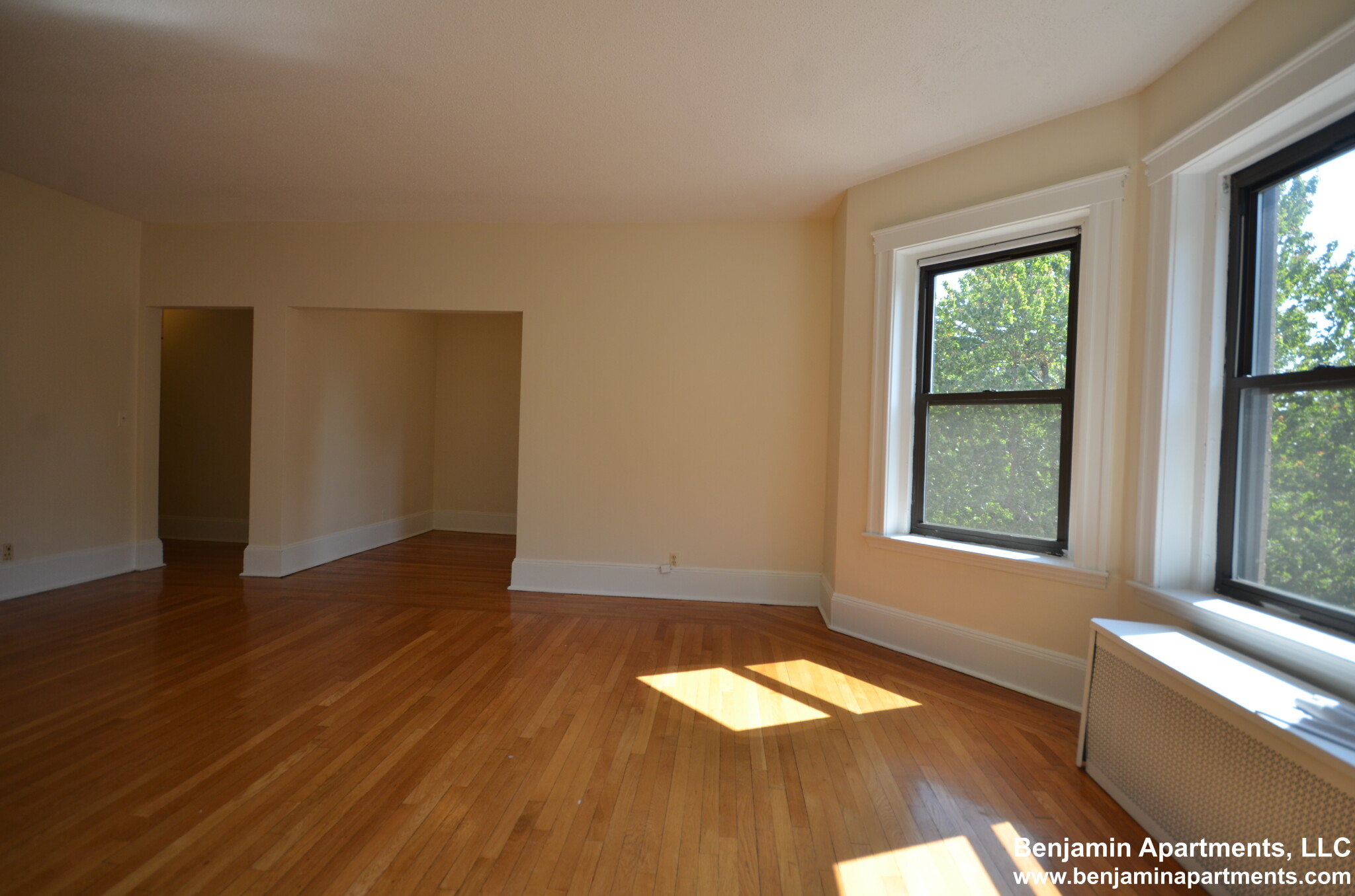 281 Saint Paul St, Brookline