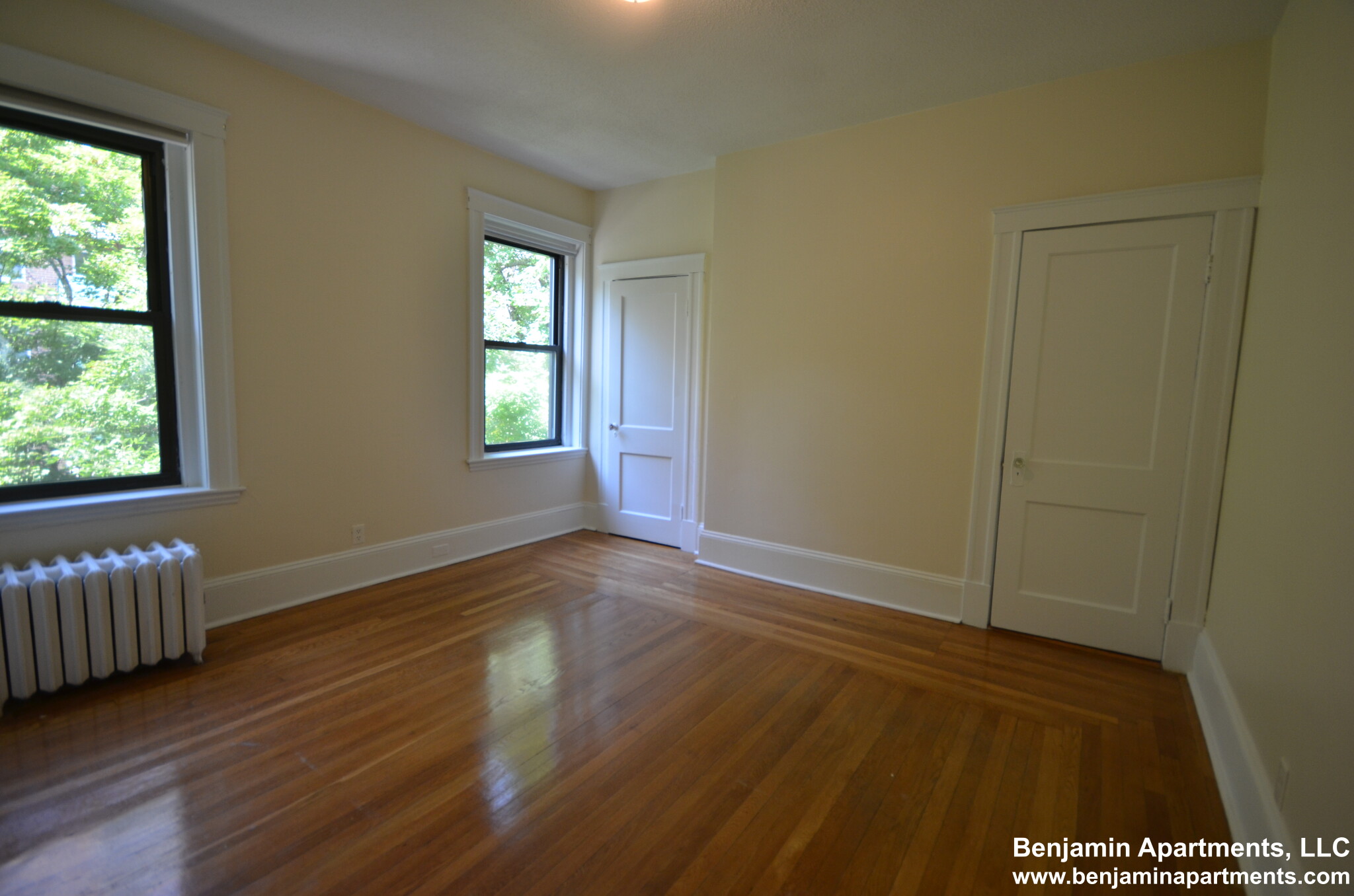 281 Saint Paul St, Brookline