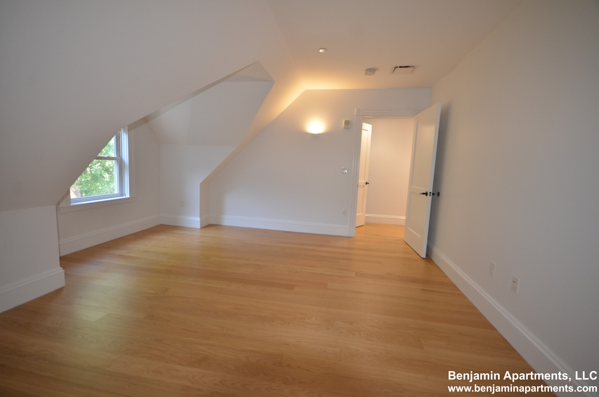 83 Gardner St, Allston