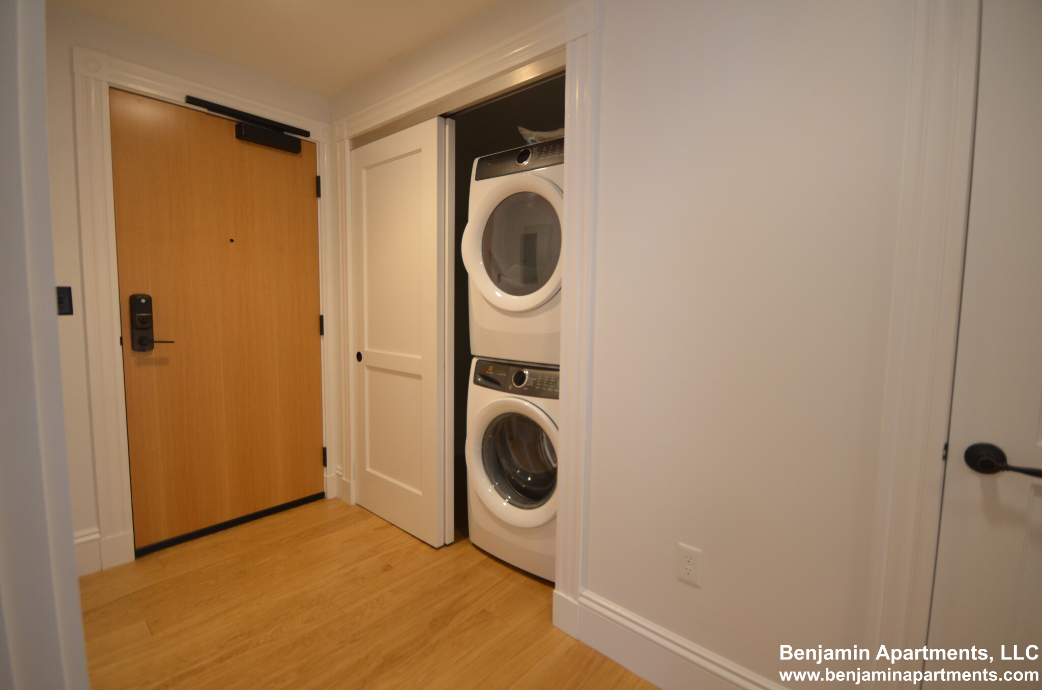 83 Gardner St, Allston