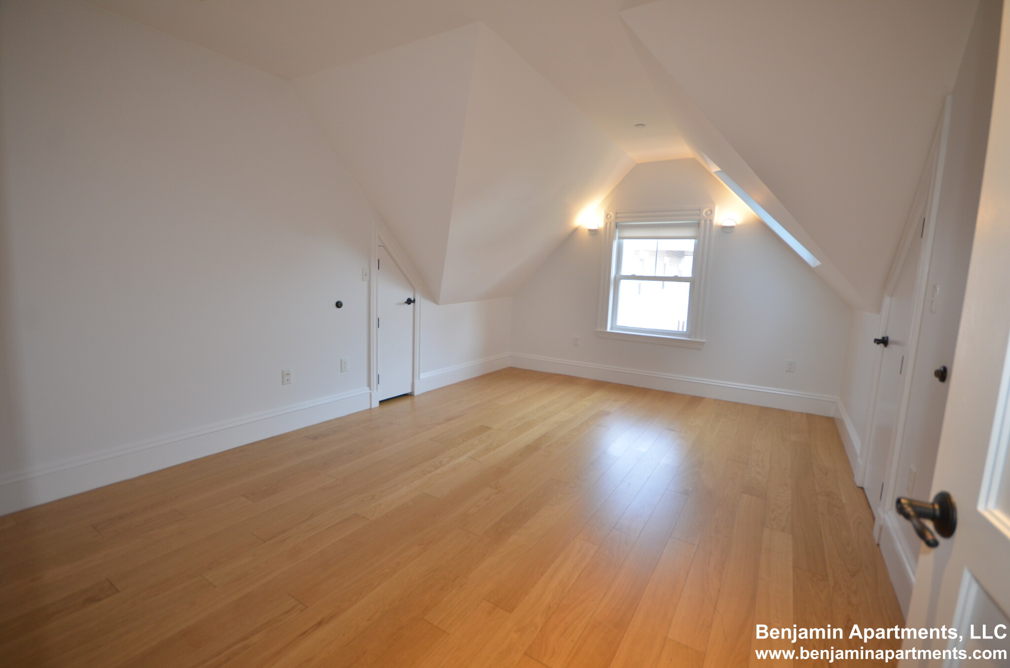 83 Gardner St, Allston