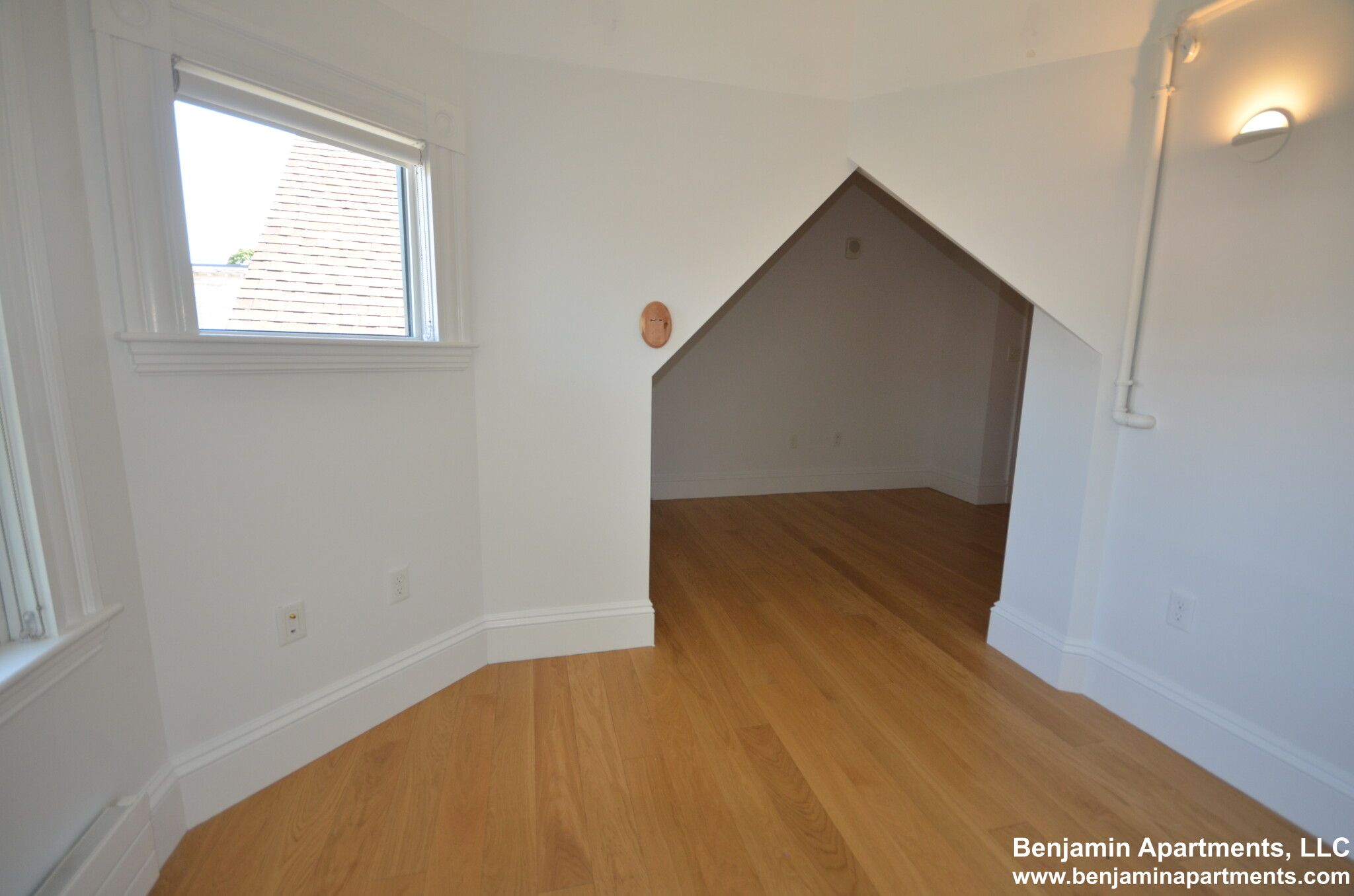 83 Gardner St, Allston