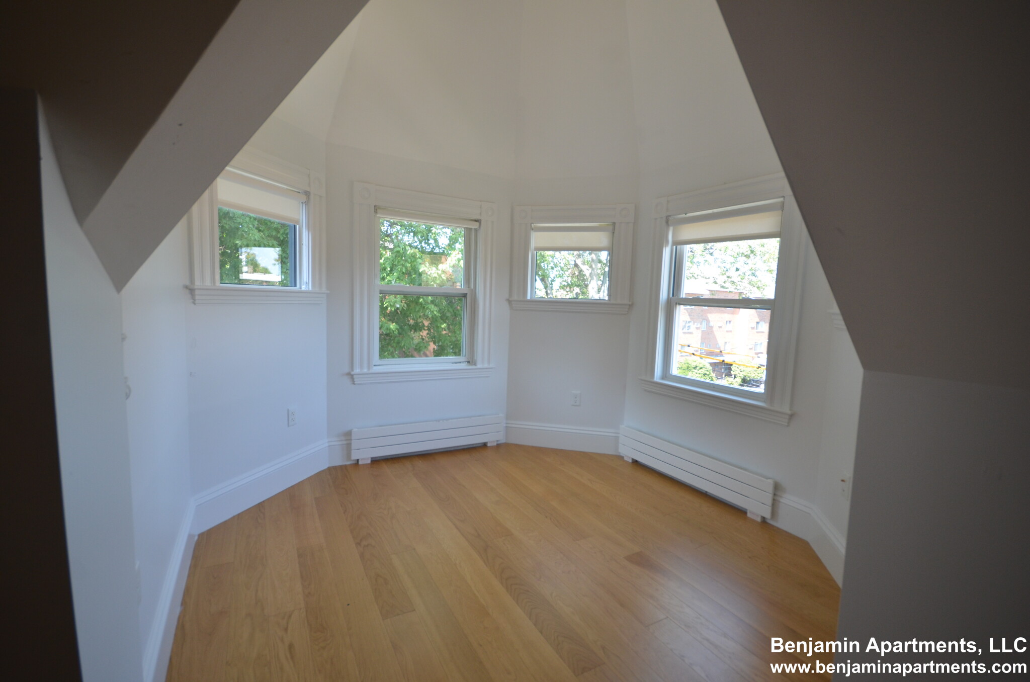 83 Gardner St, Allston