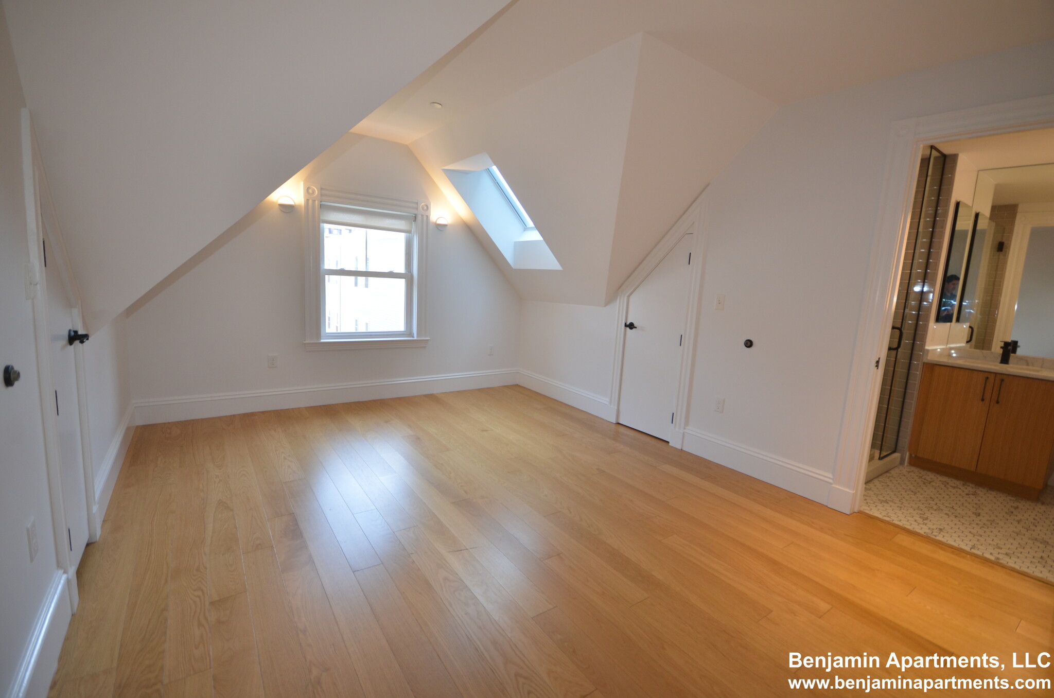 83 Gardner St, Allston