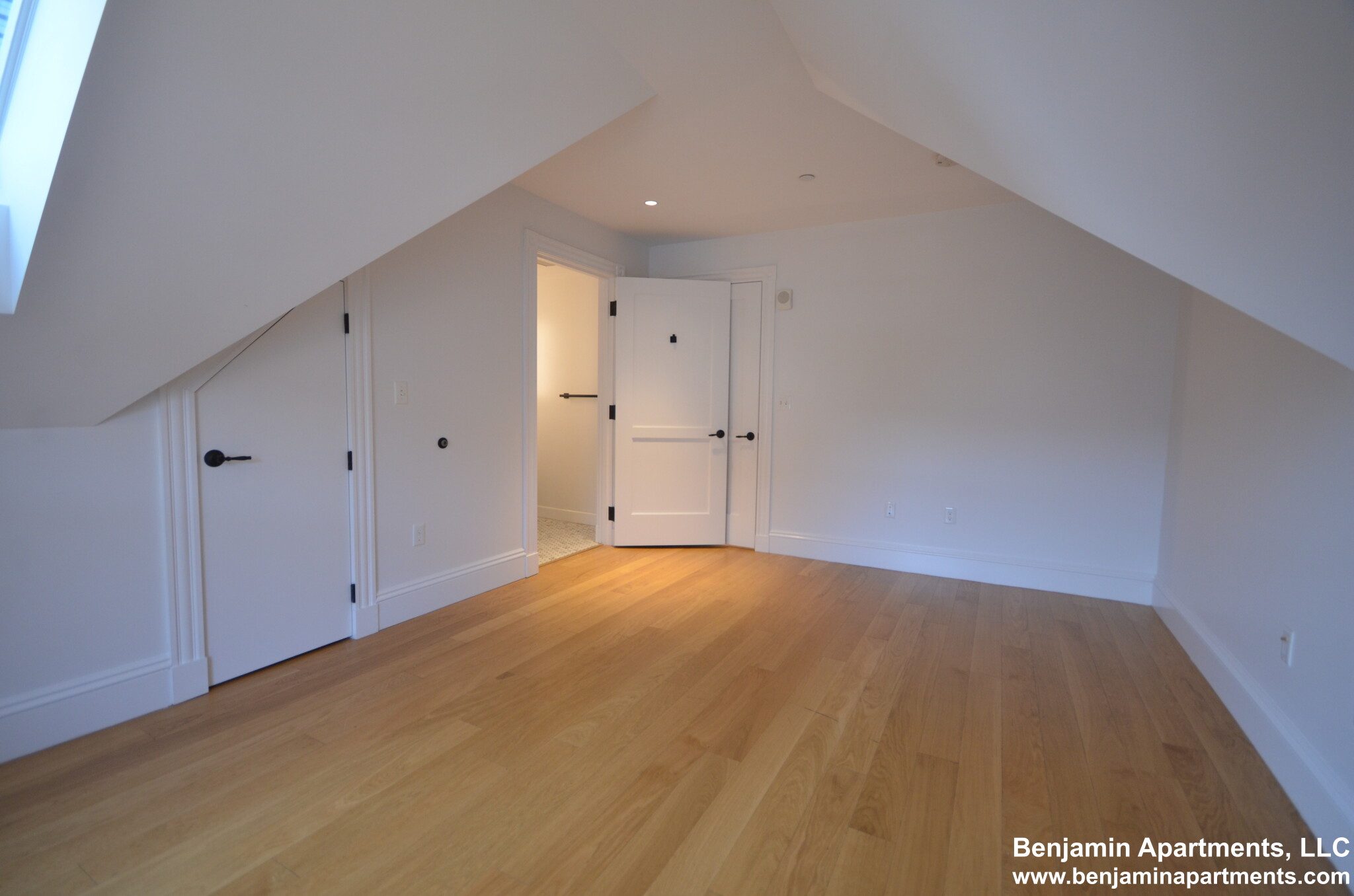 83 Gardner St, Allston