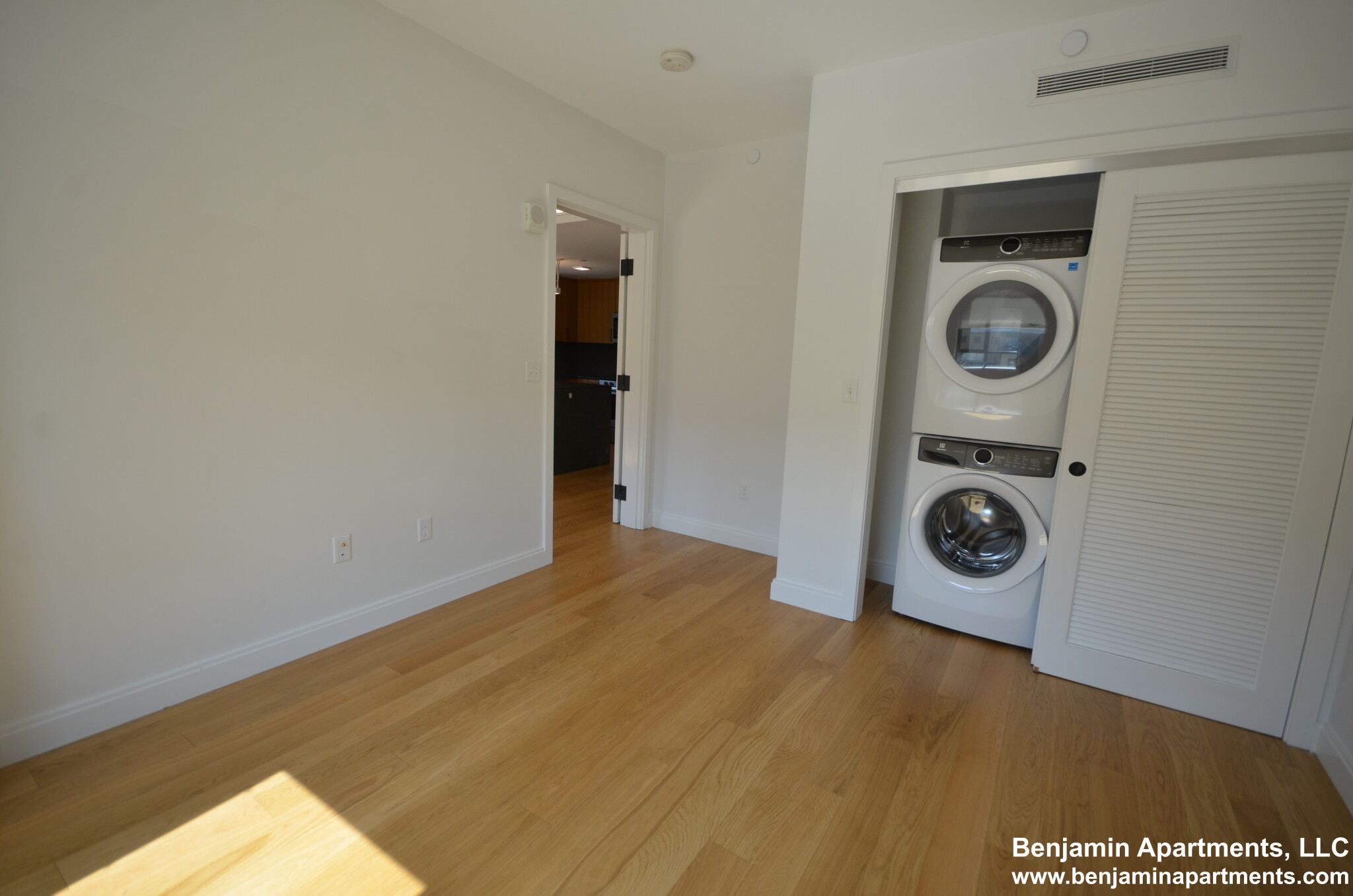 83 Gardner St, Allston