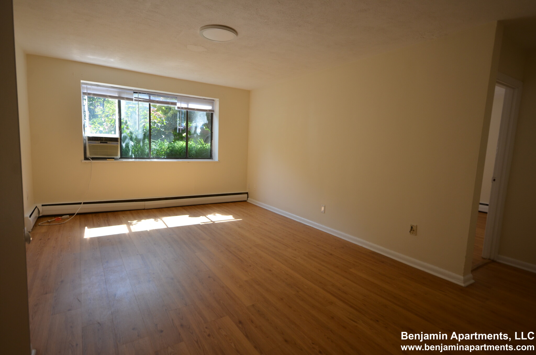 222 Babcock St, North Brookline