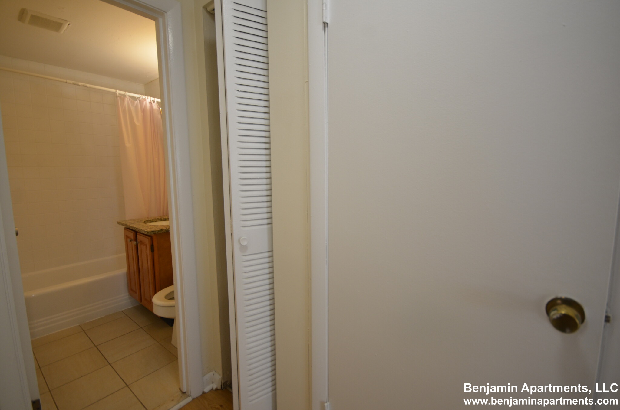 222 Babcock St, North Brookline