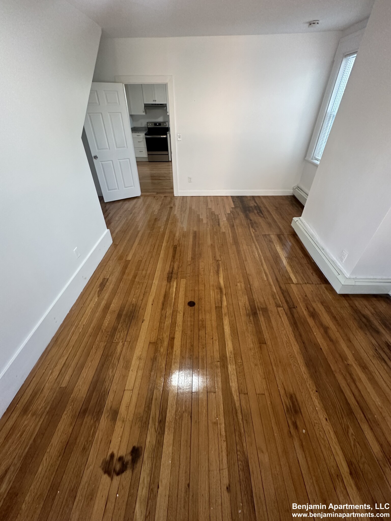 7 Greenville St, Roxbury