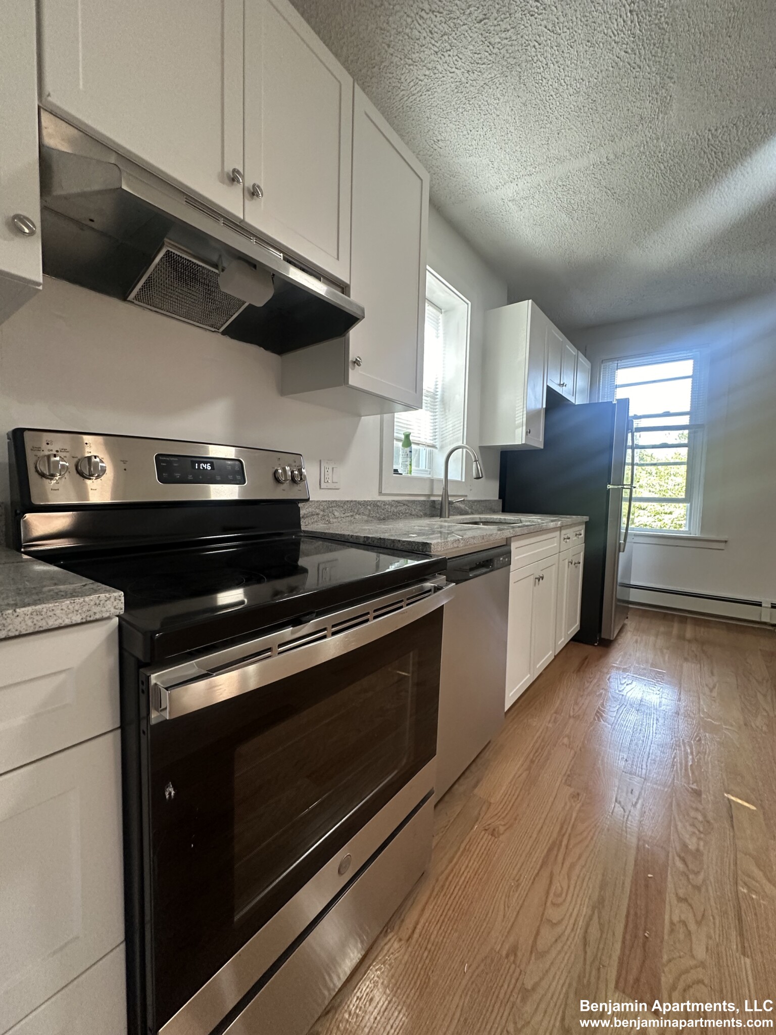 7 Greenville St, Roxbury