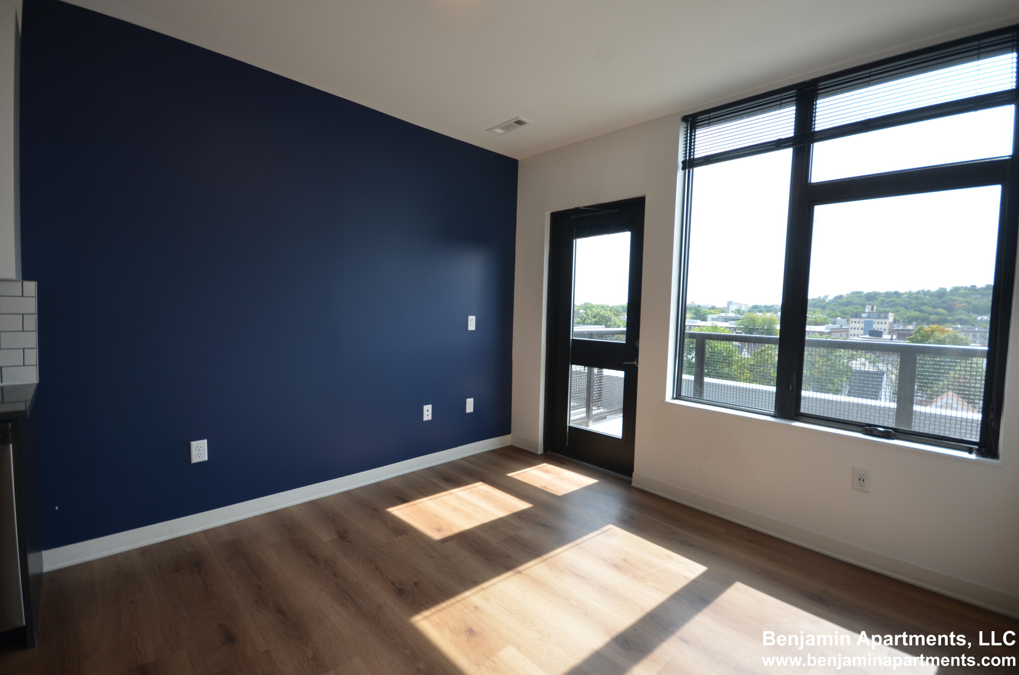 89 Brighton Ave, Allston