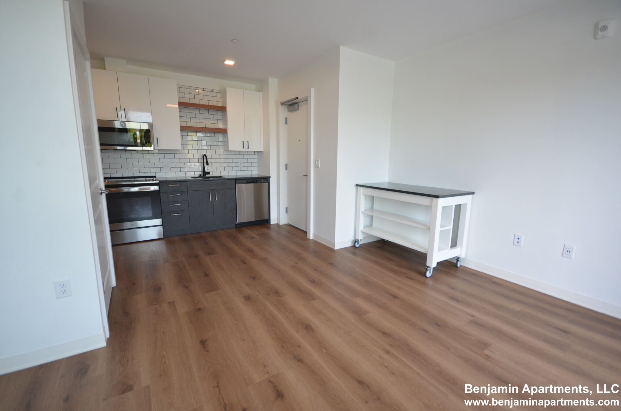 89 Brighton Ave, Allston