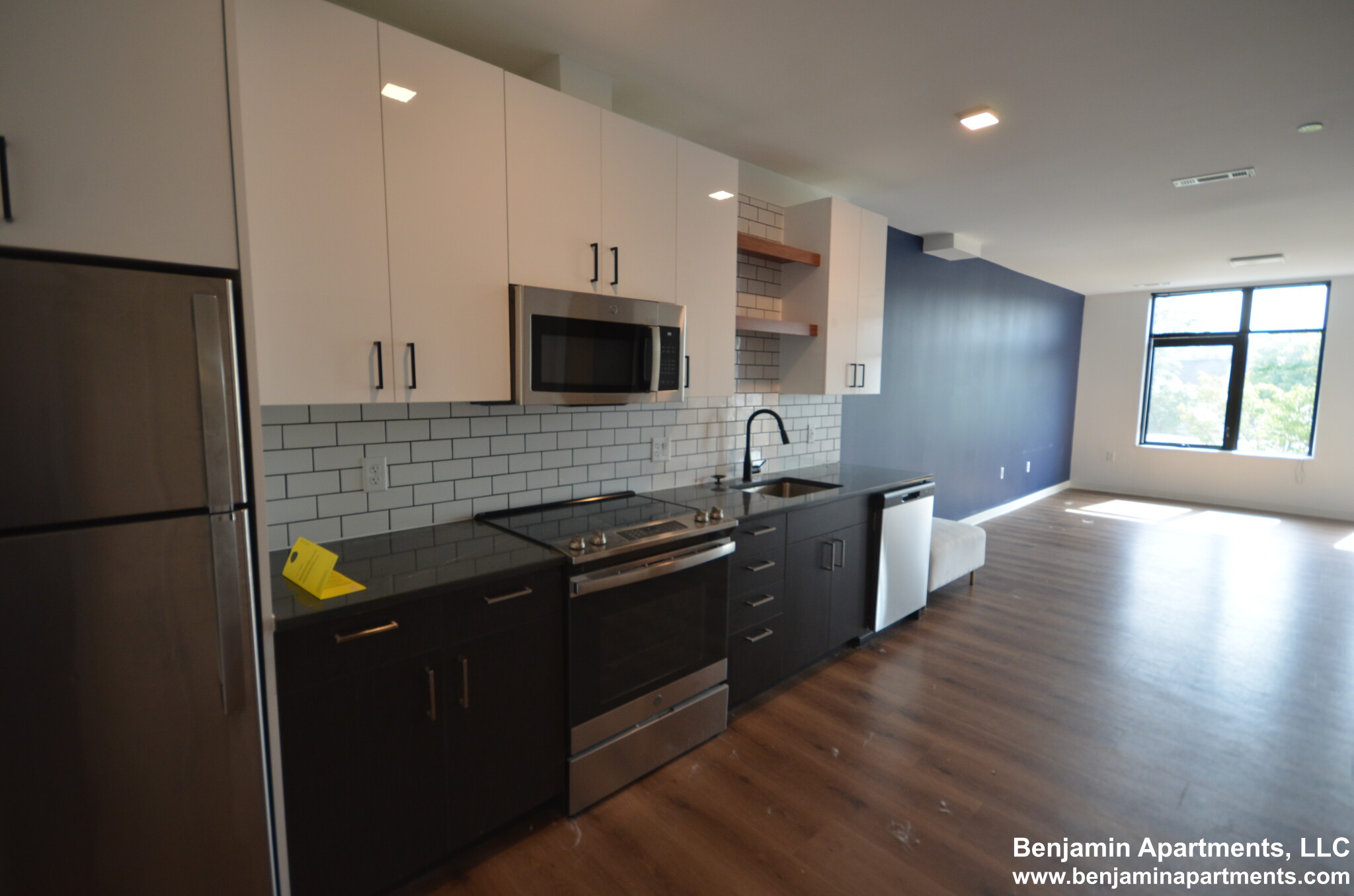 89 Brighton Ave, Allston