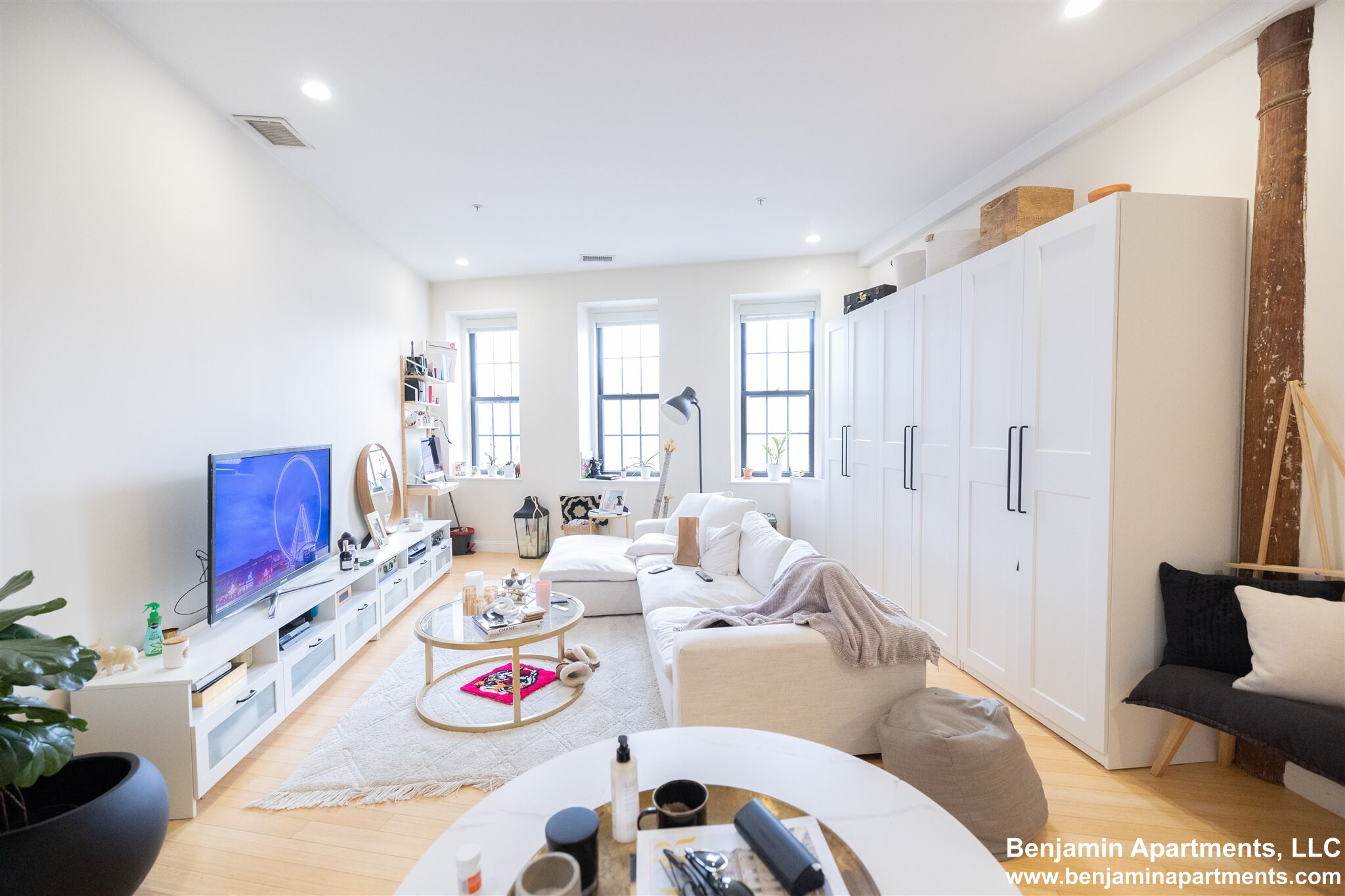 490 Harrison Ave, South End