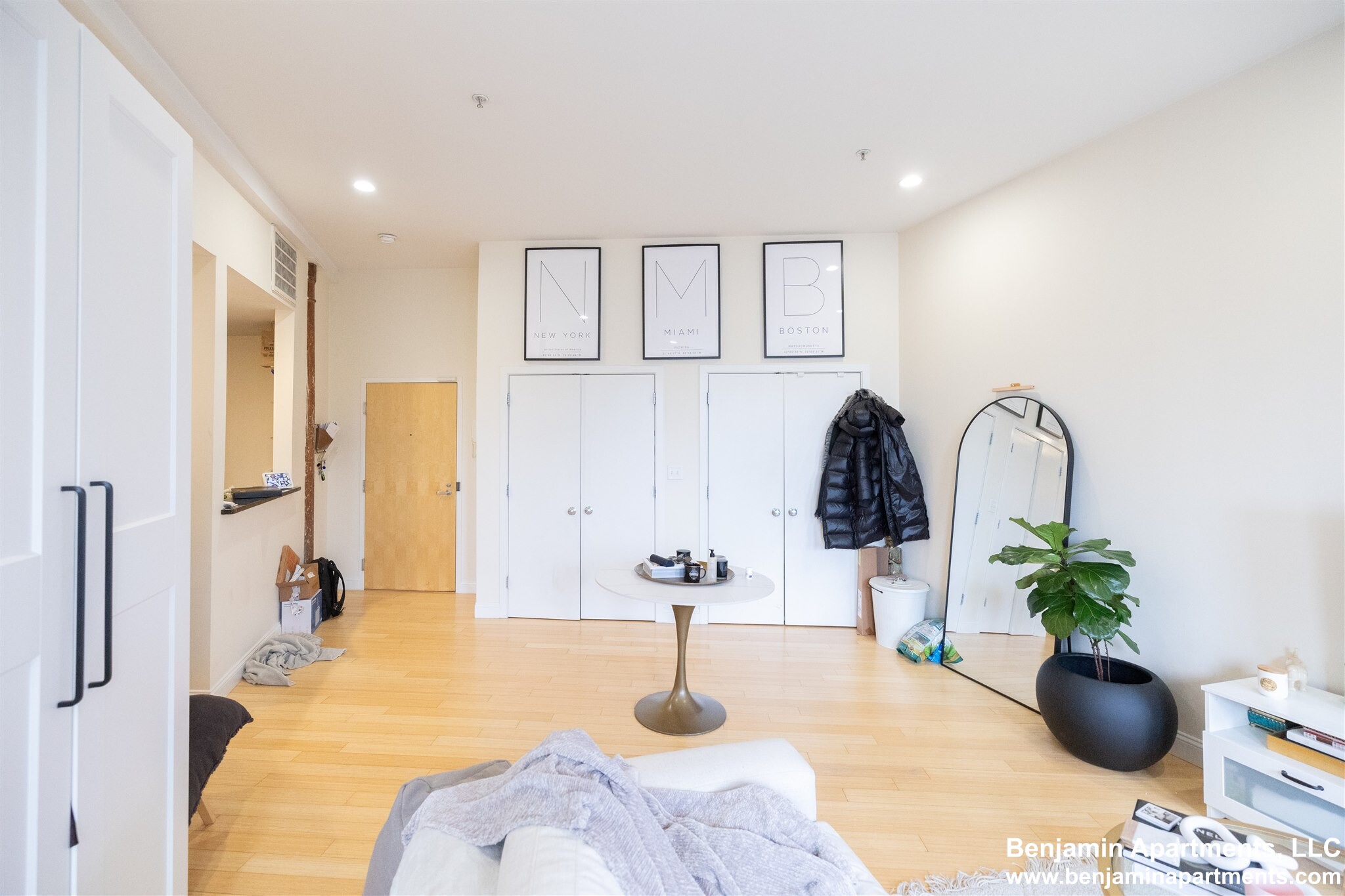 490 Harrison Ave, South End