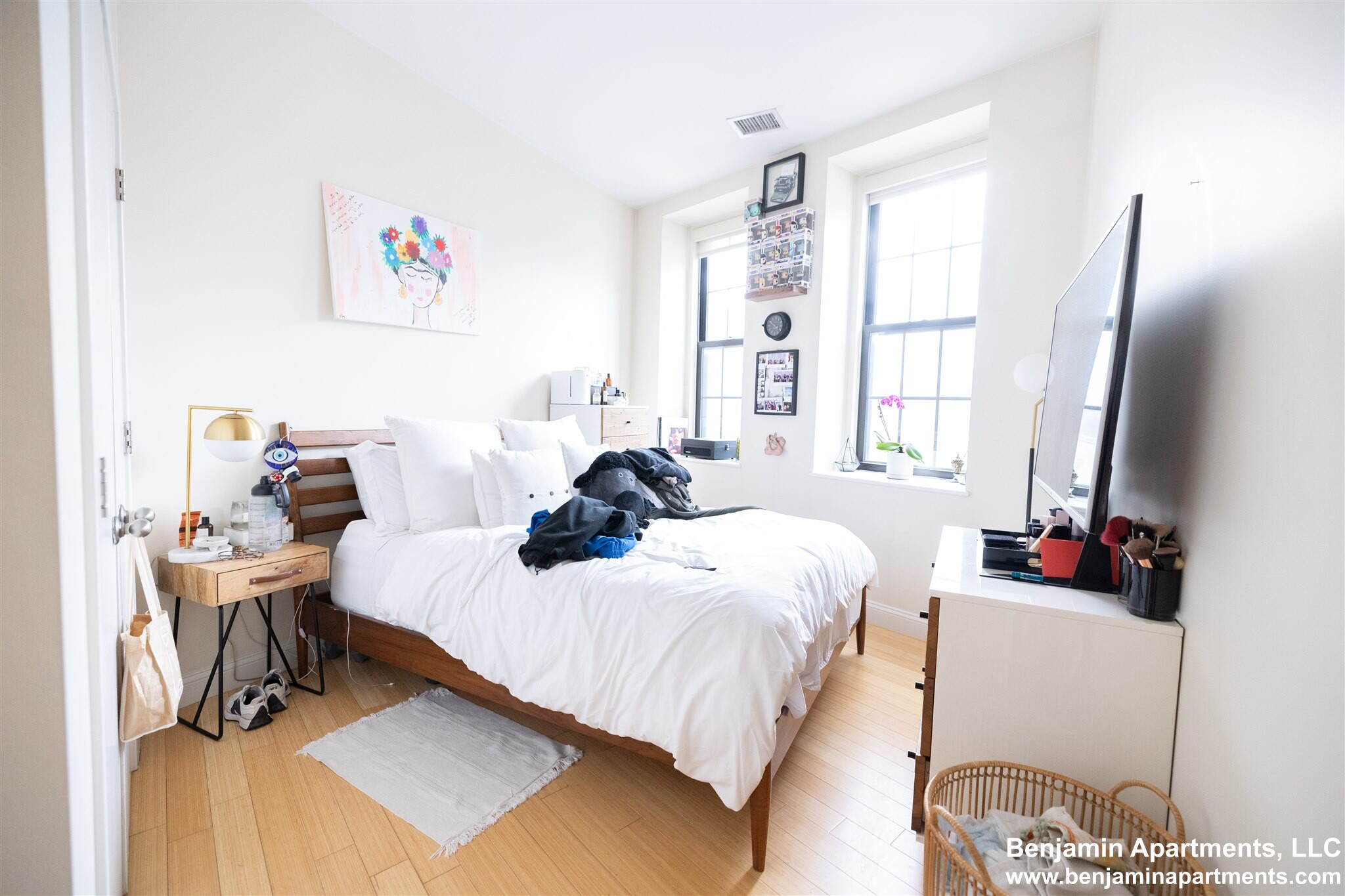 490 Harrison Ave, South End