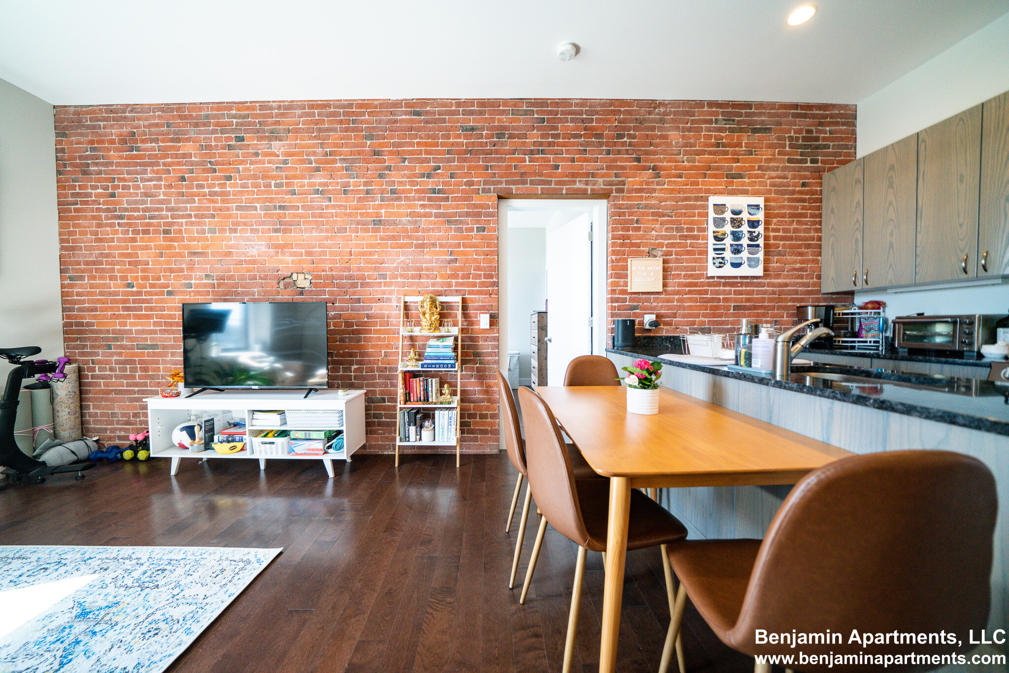 460 Harrison Ave, South End