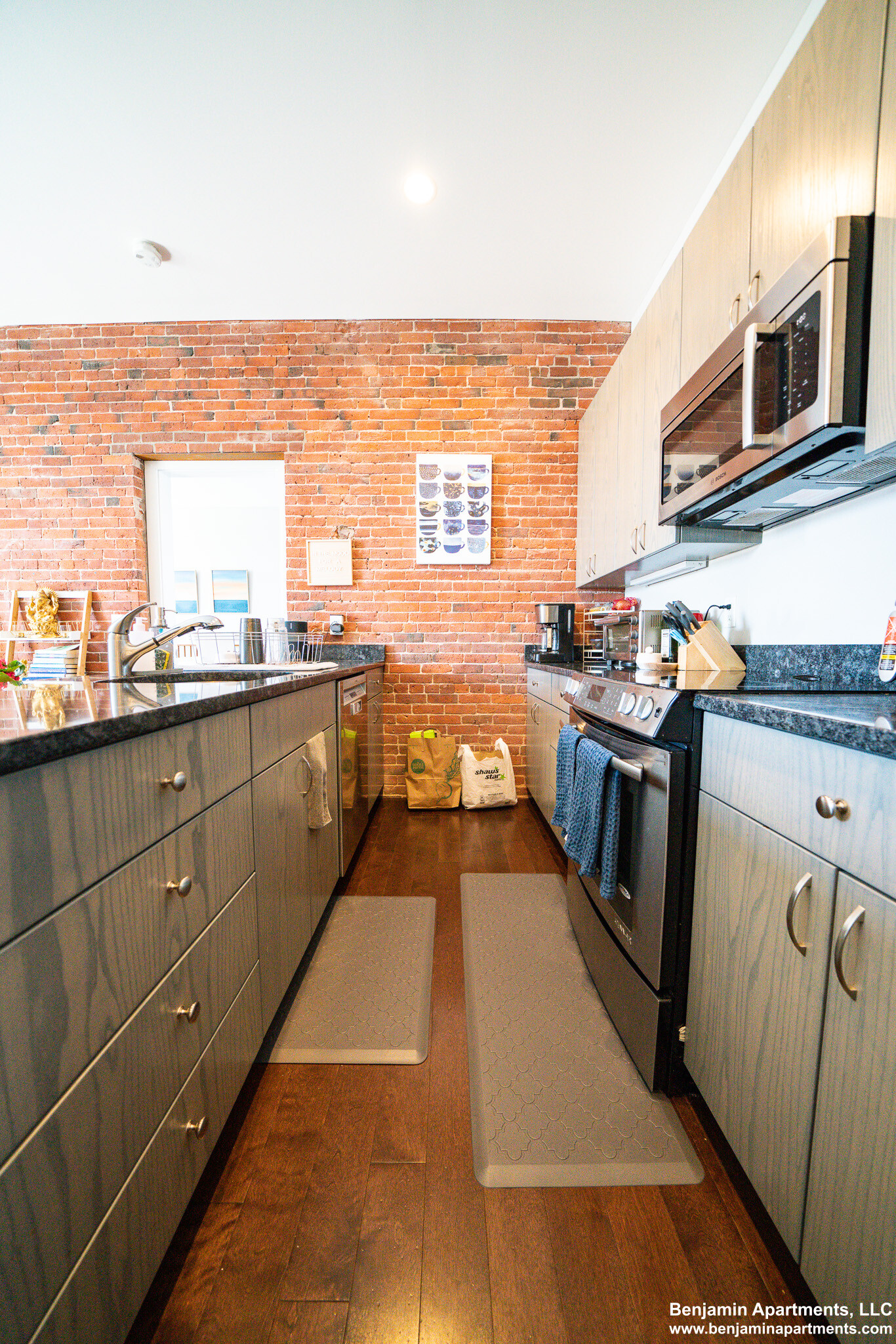 460 Harrison Ave, South End