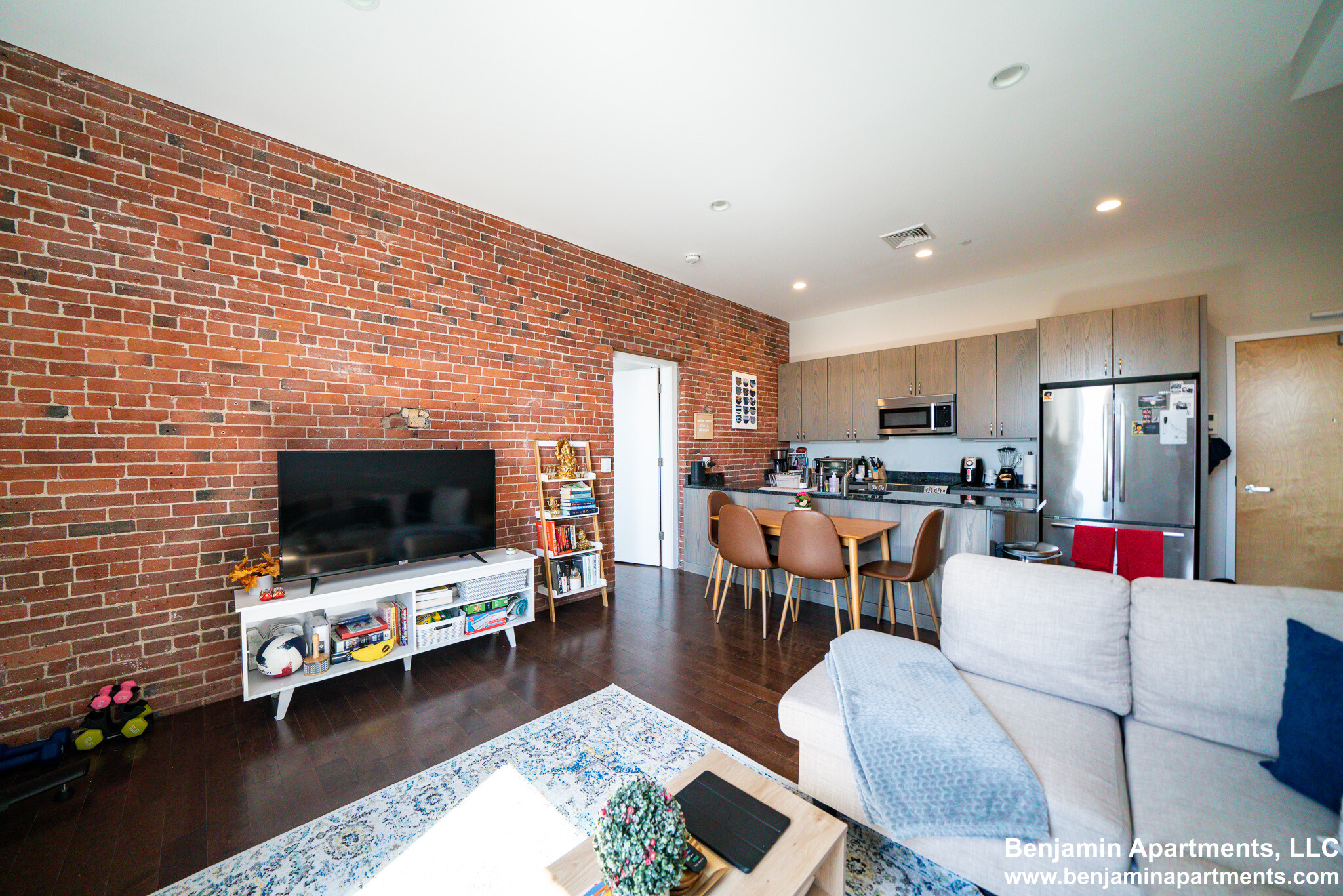 460 Harrison Ave, South End