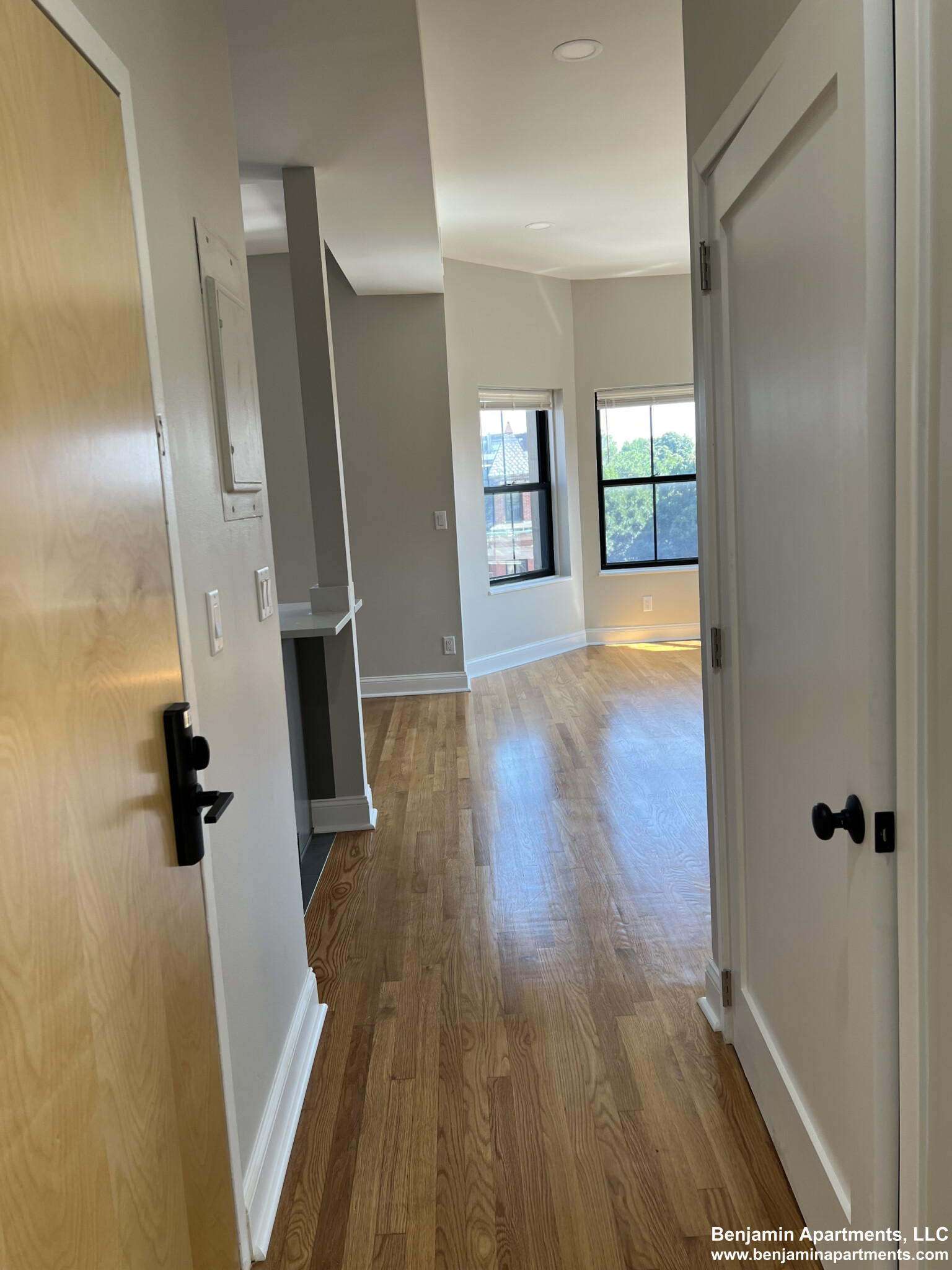 557 Columbus Ave, South End