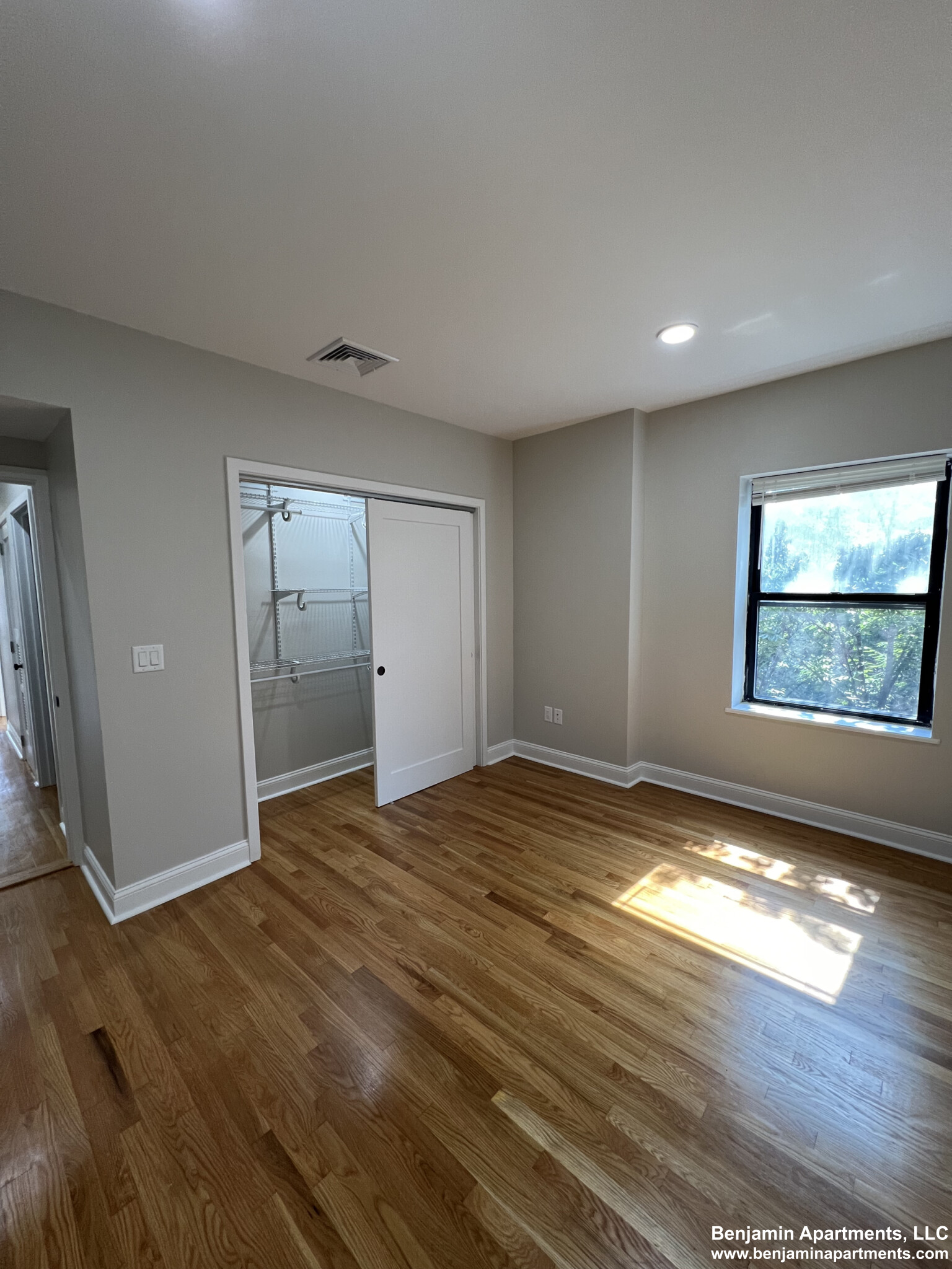 557 Columbus Ave, South End