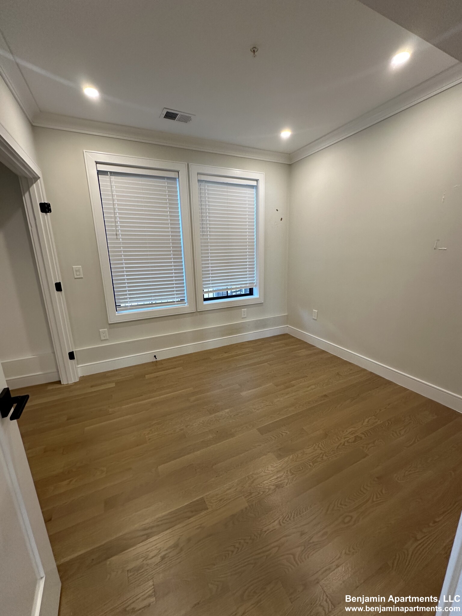 279 Lamartine St, Jamaica Plain