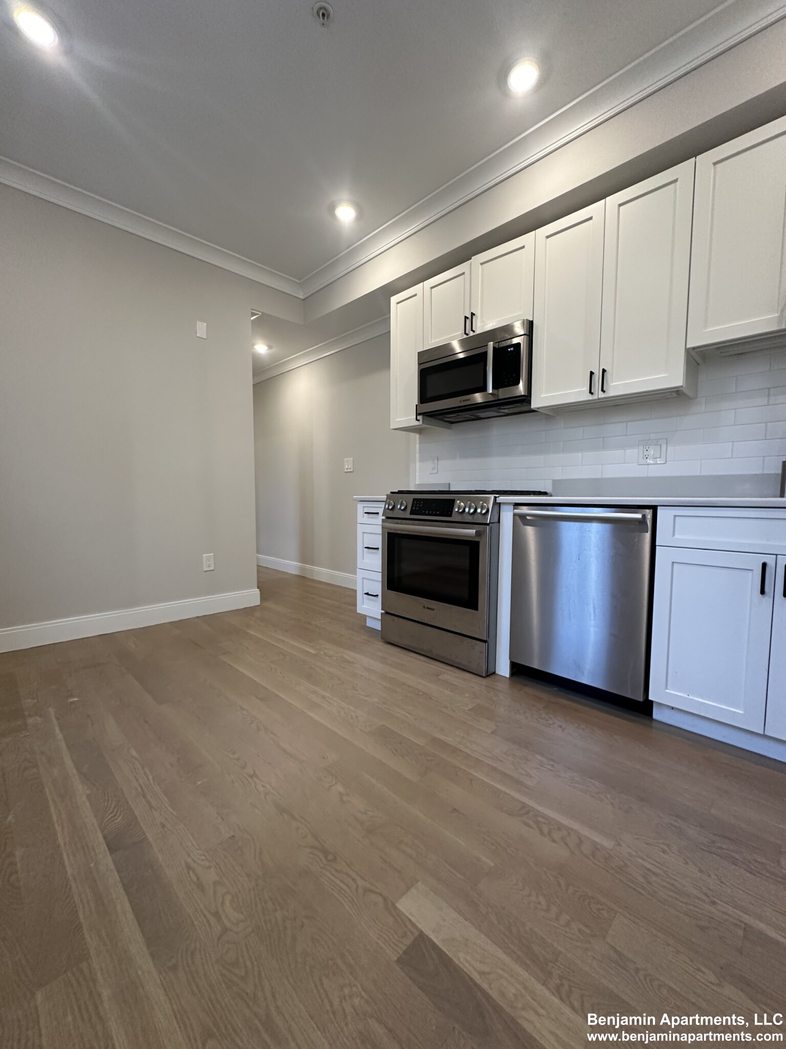 47 Englewood Ave, Brighton