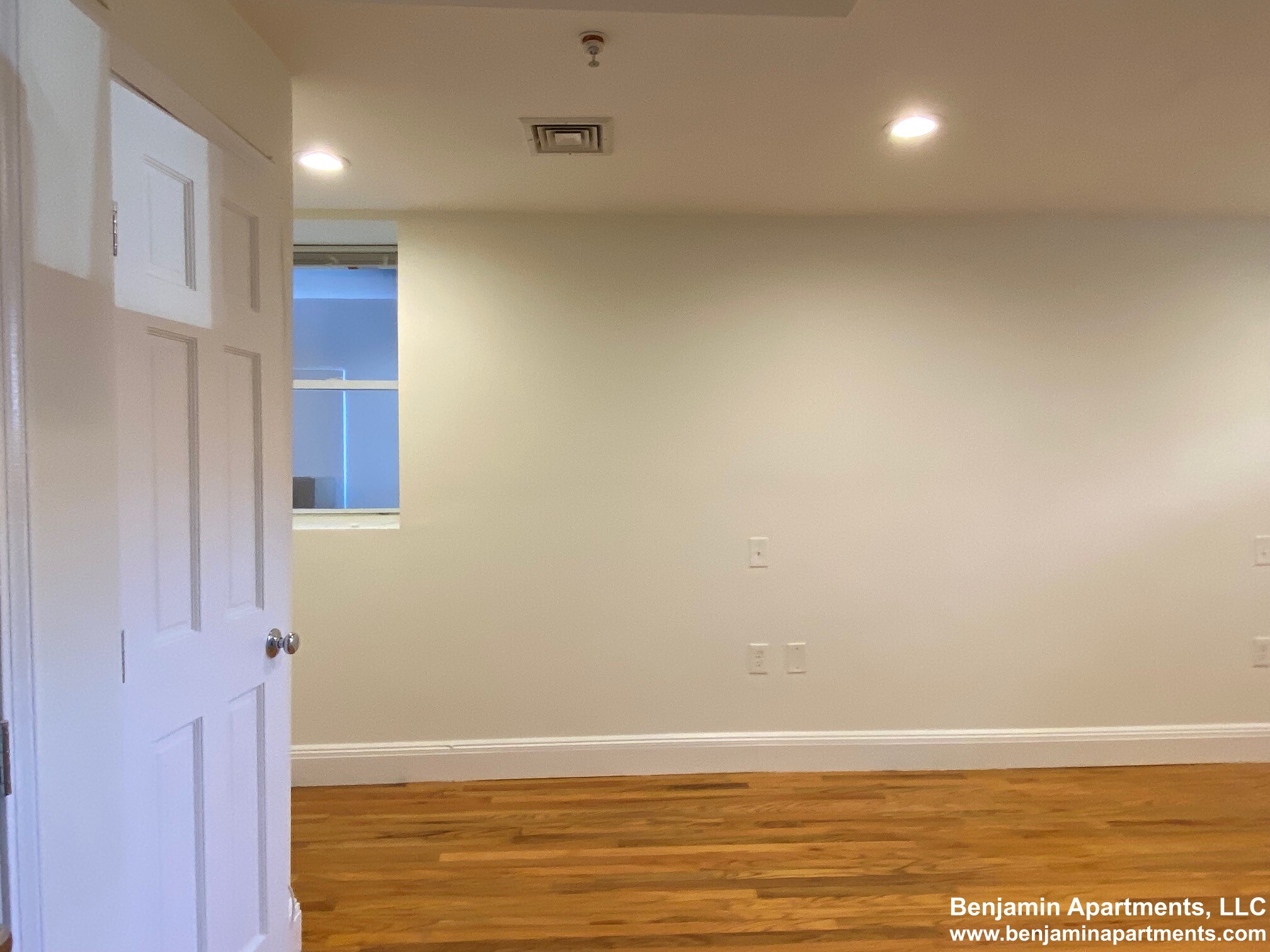 10 Brainerd Rd, Allston