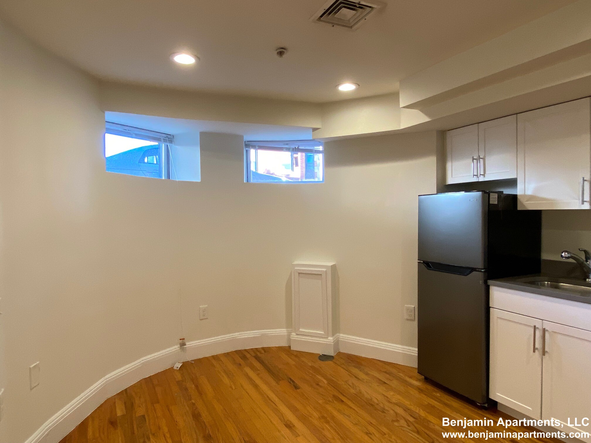 10 Brainerd Rd, Allston