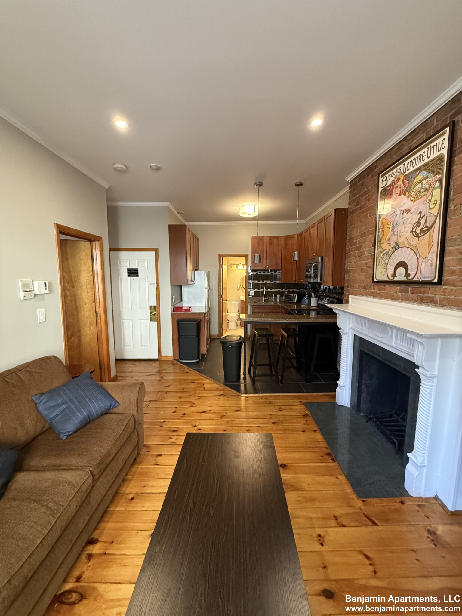 17 Garrison St, Back Bay