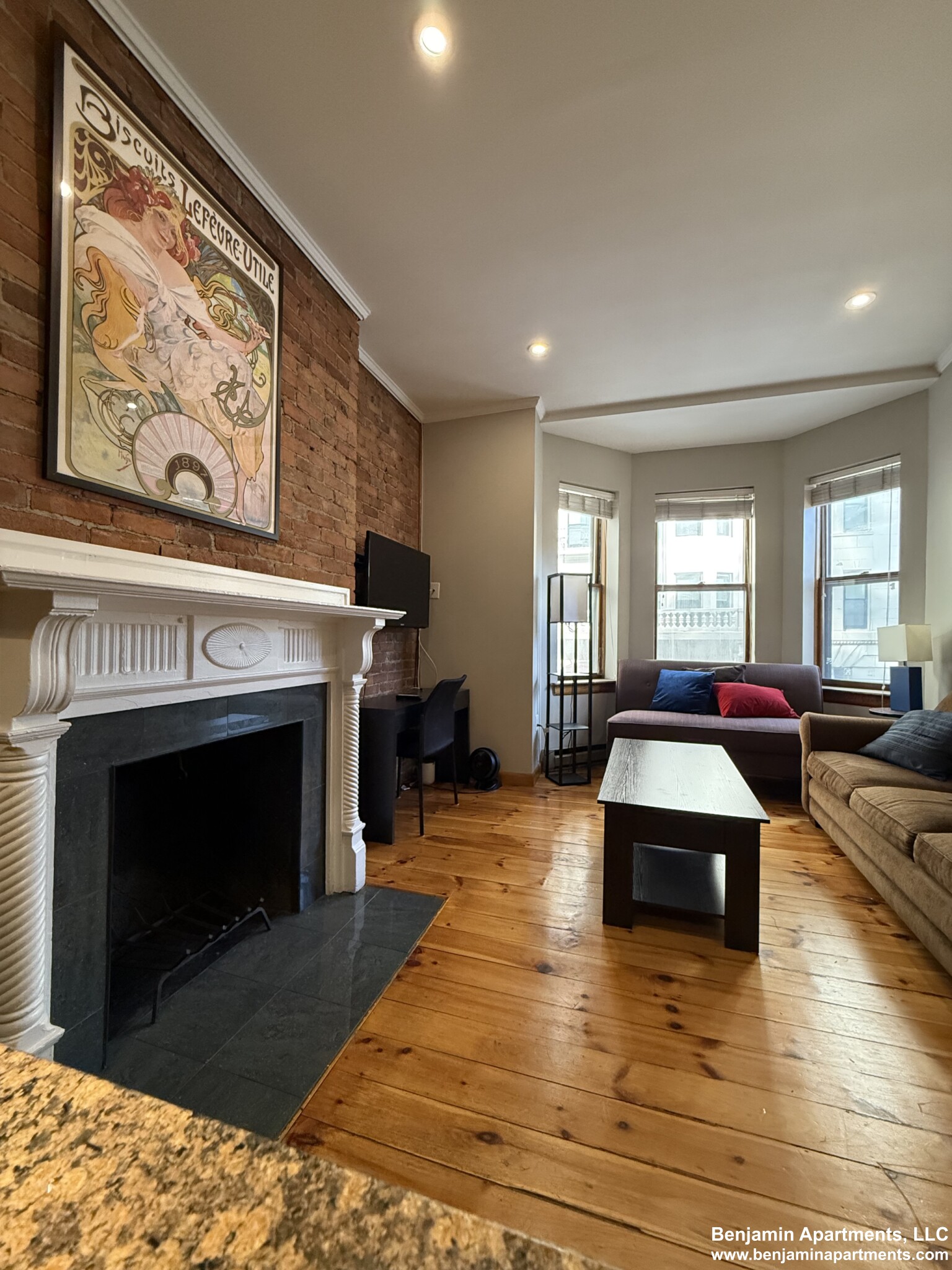 17 Garrison St, Back Bay