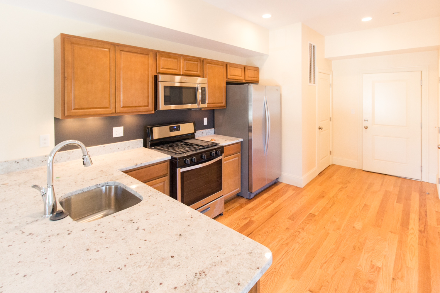 5165 Washington St, West Roxbury