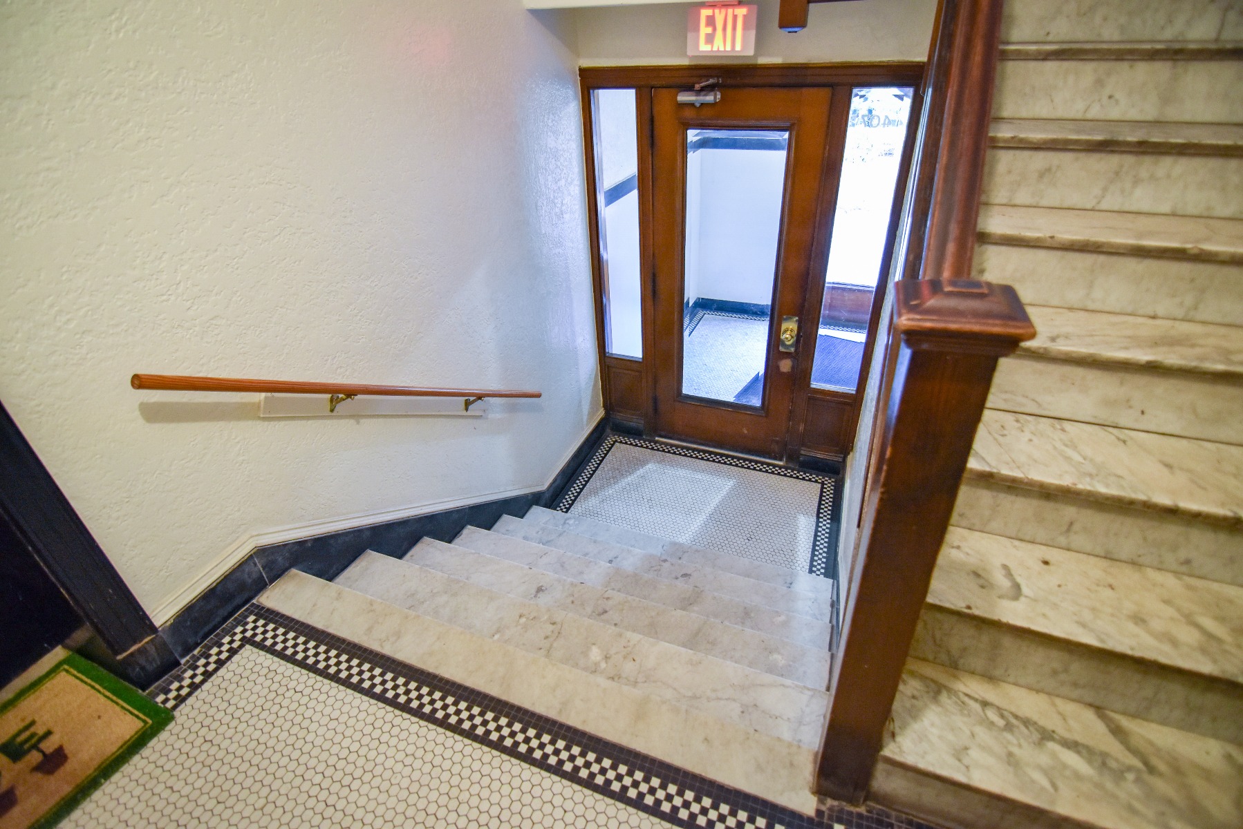407 Washington St, Brookline