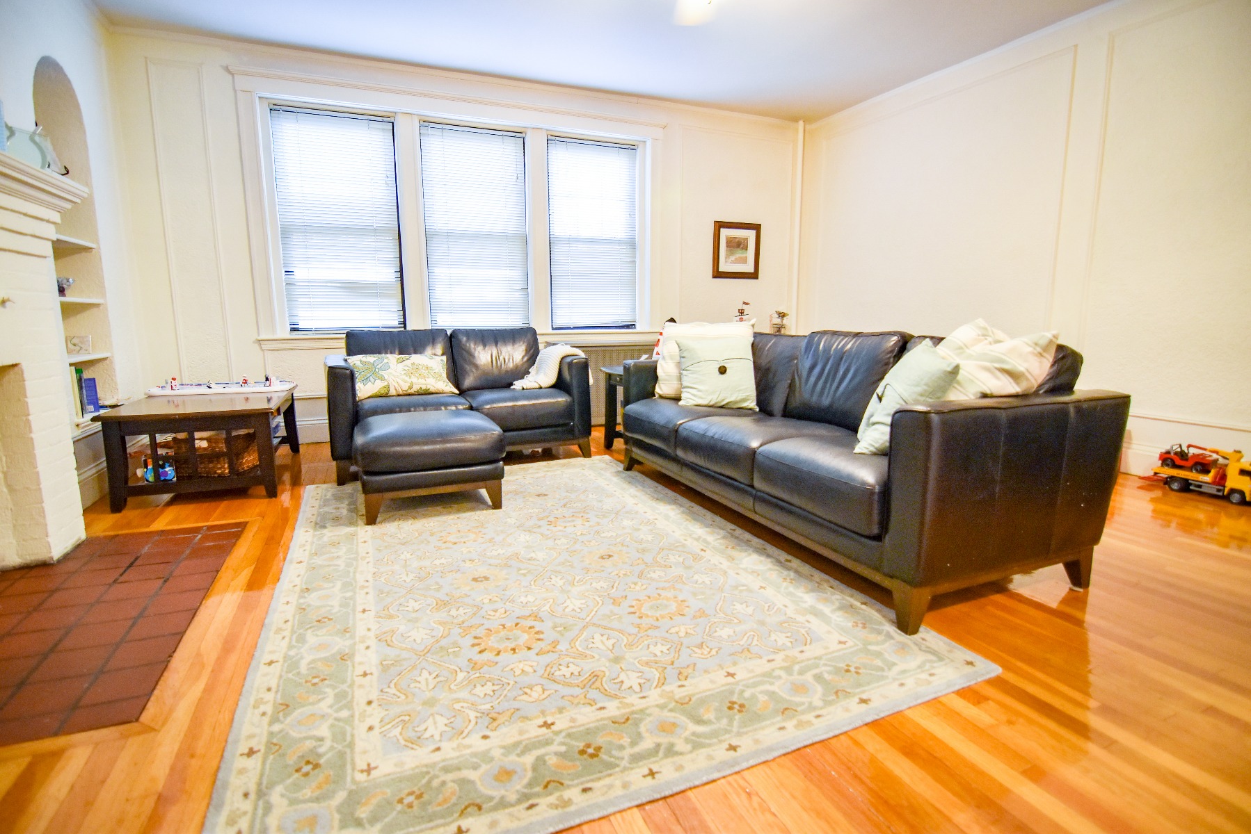 407 Washington St, Brookline