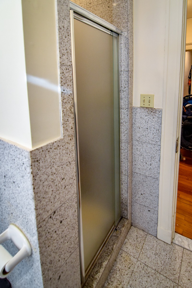 407 Washington St, Brookline