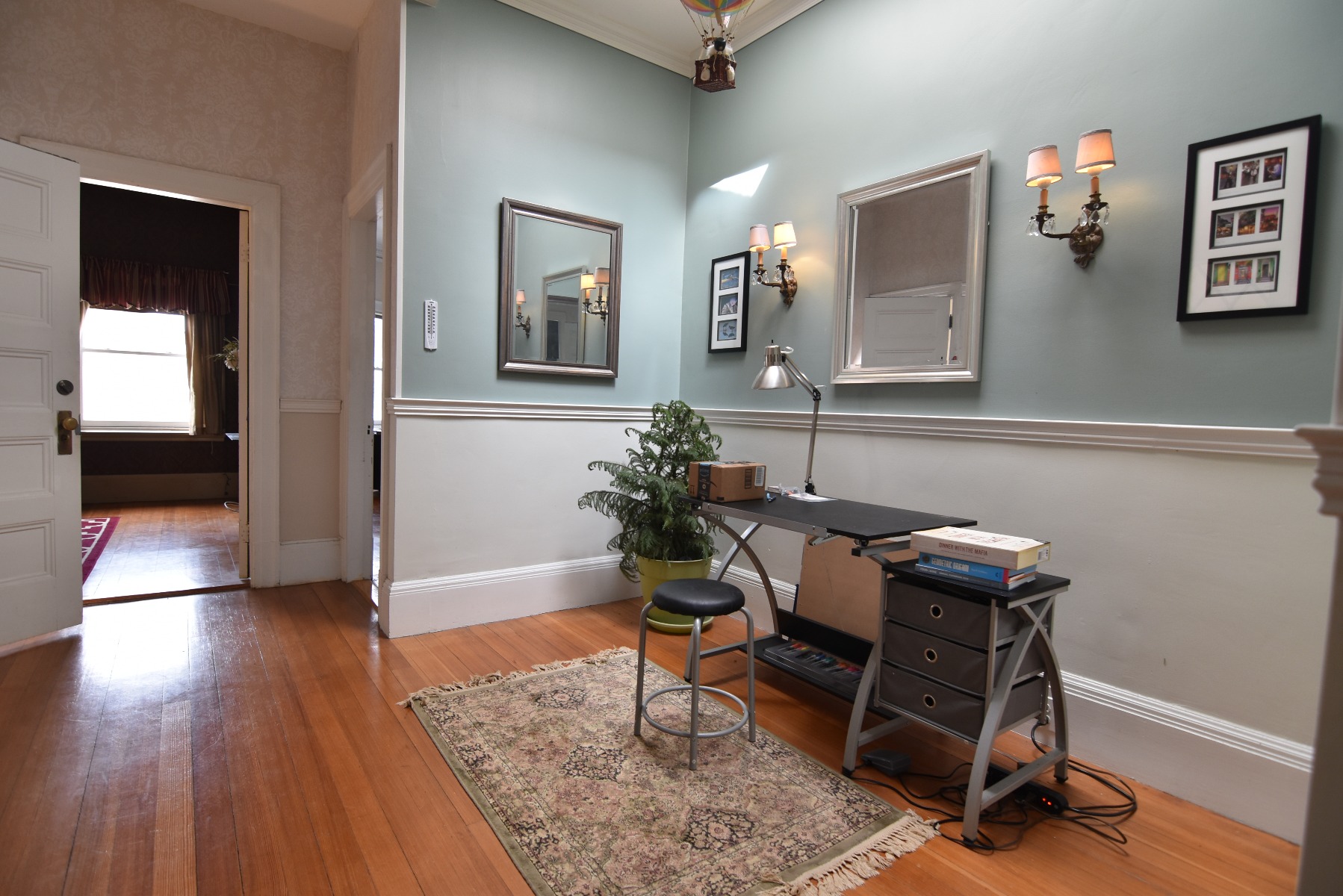 1691 Beacon St, Washington Square