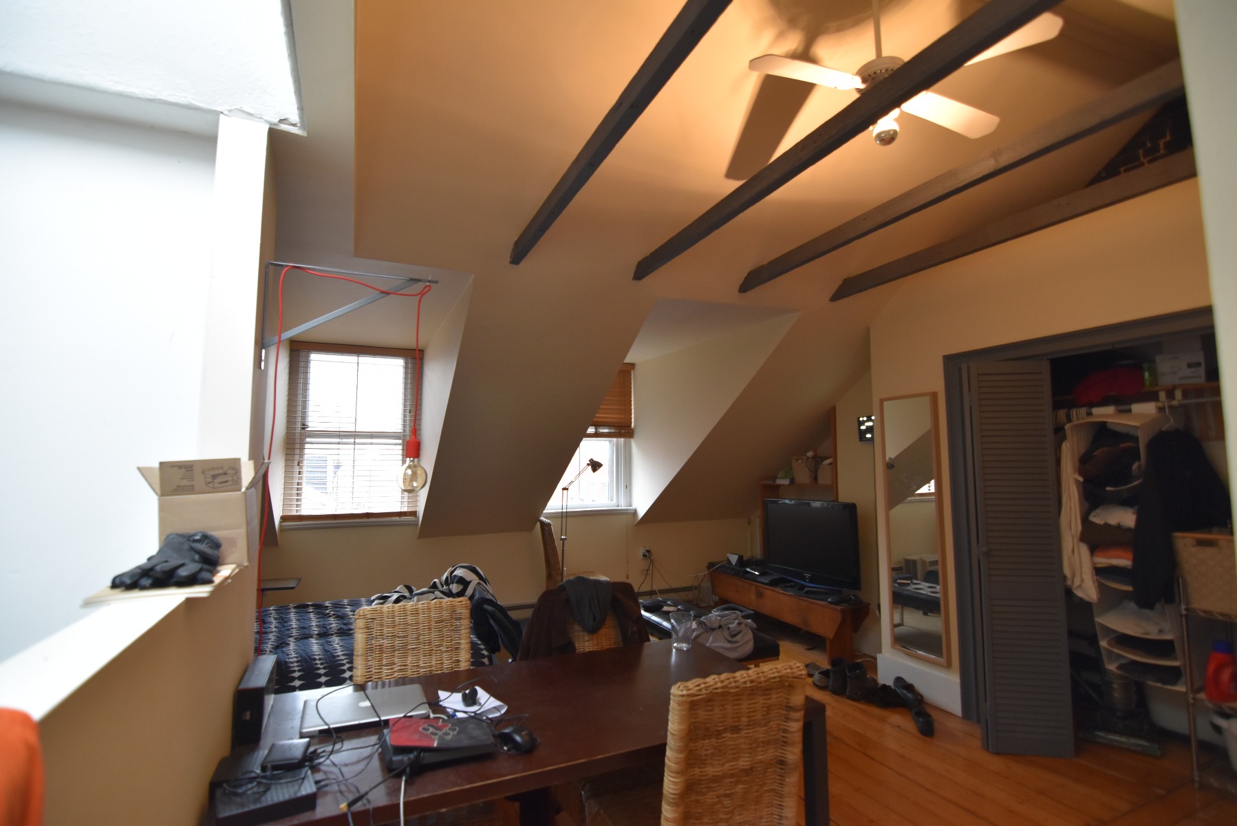 32 Irving St, Beacon Hill