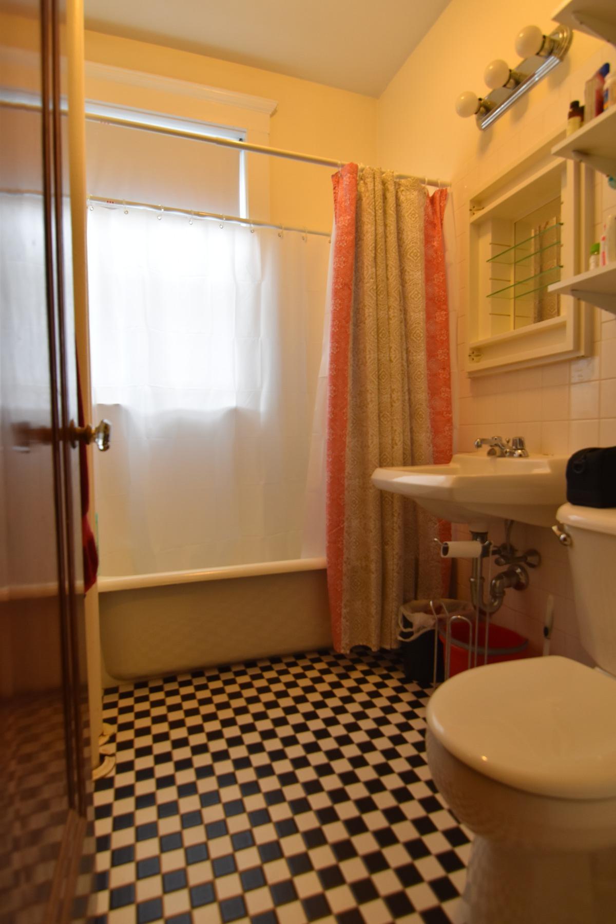 1940 Commonwealth Ave, Brighton