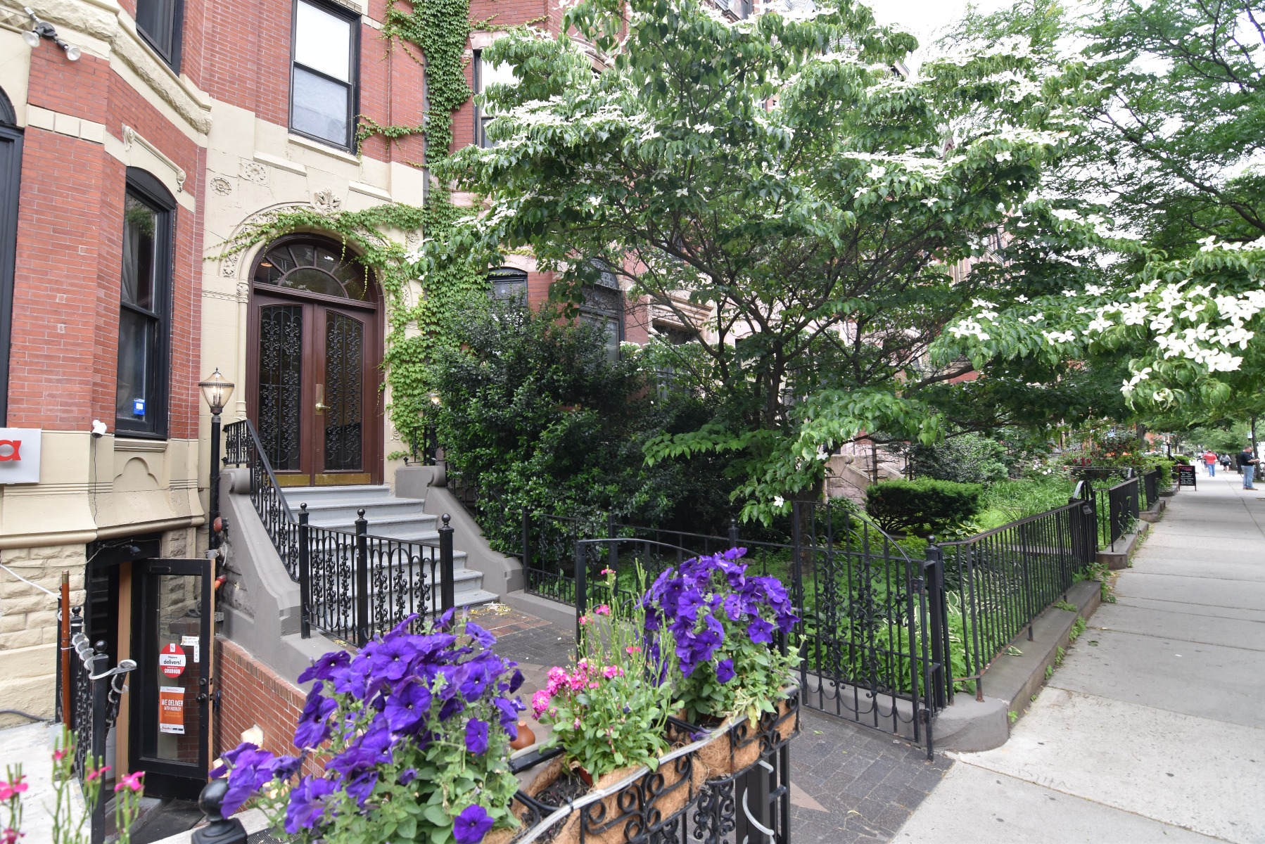 254 Newbury St, Boston